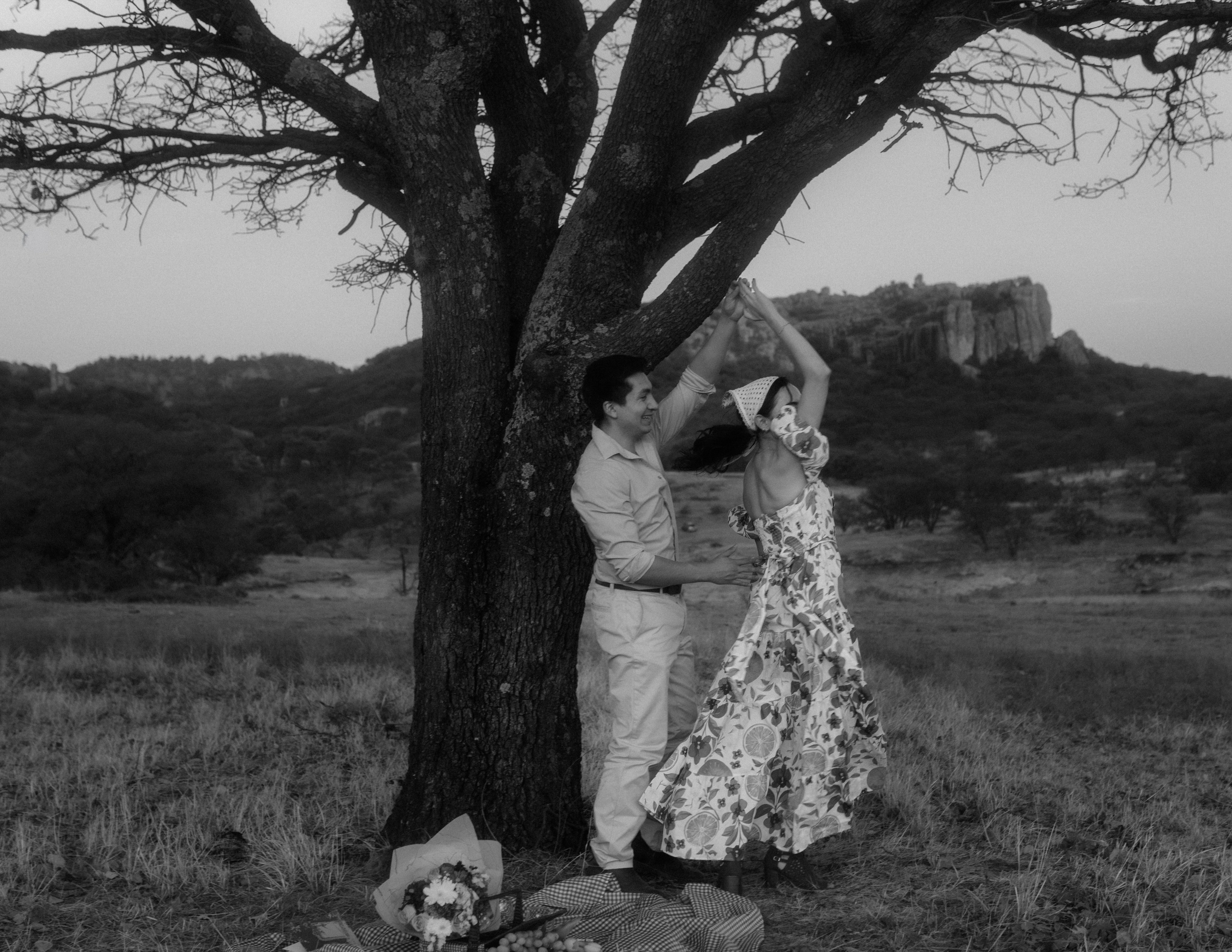 Gabriela y Joaquin. TWO MILLIMETERS
