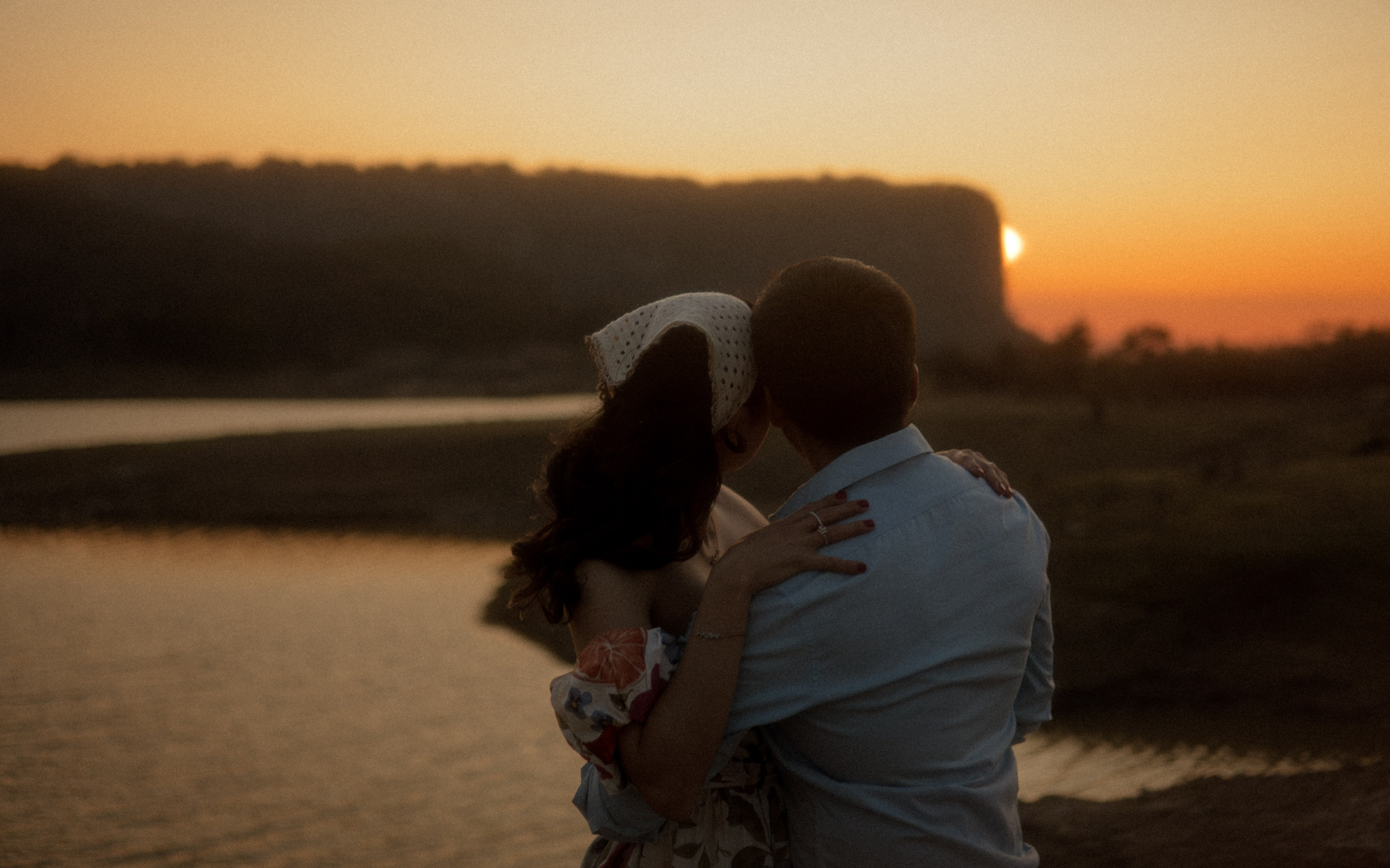 Gabriela y Joaquin. TWO MILLIMETERS