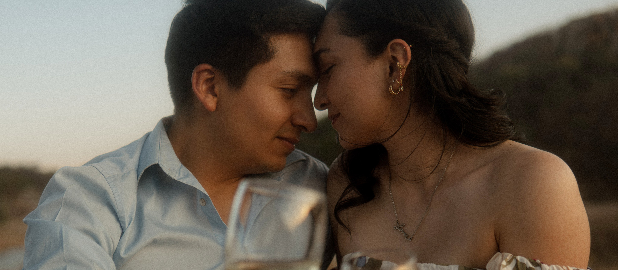 Gabriela y Joaquin. TWO MILLIMETERS