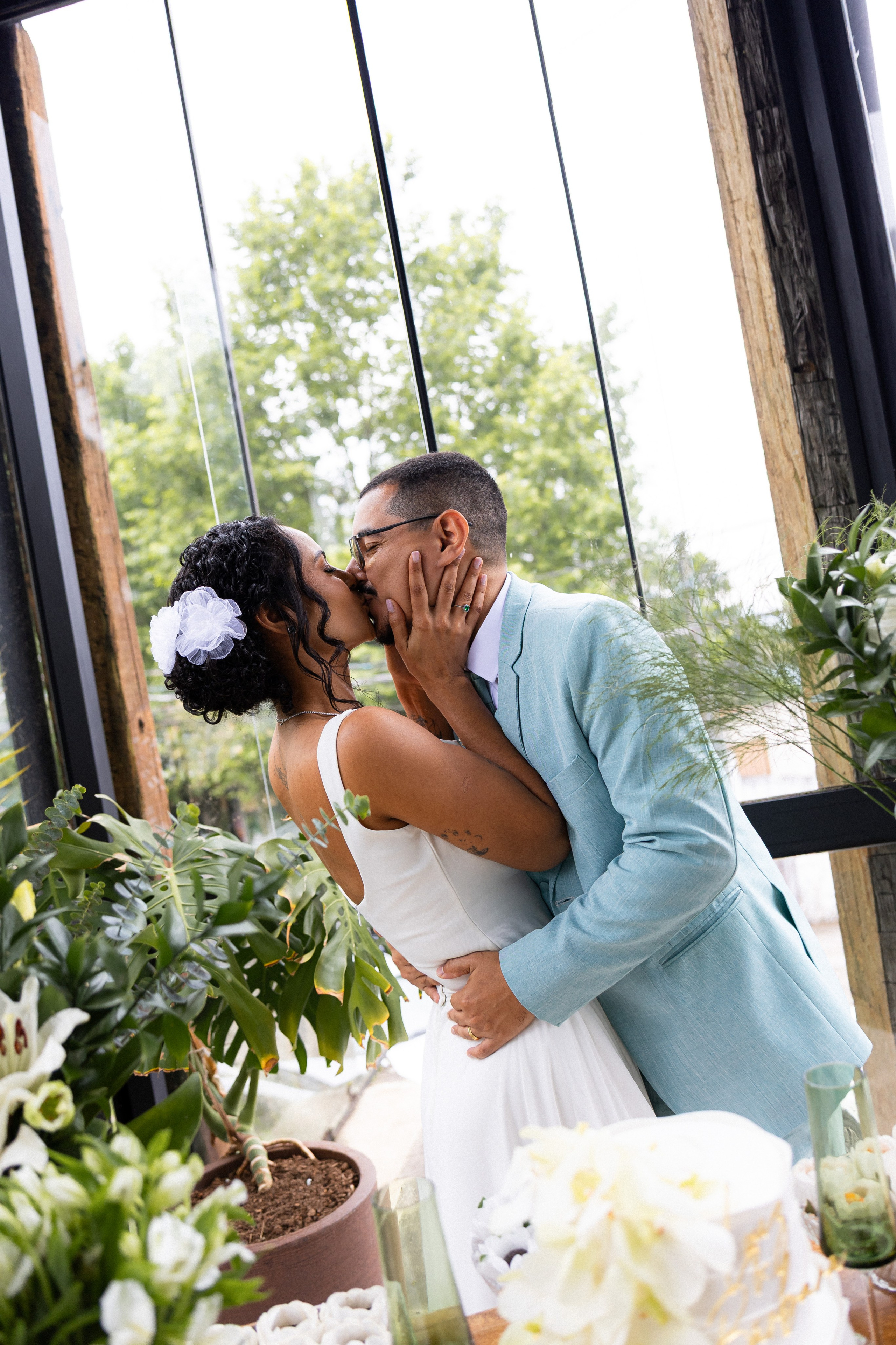 Casamento intimista — Bárbara & Luíz. Juliana Akemi Fotografia