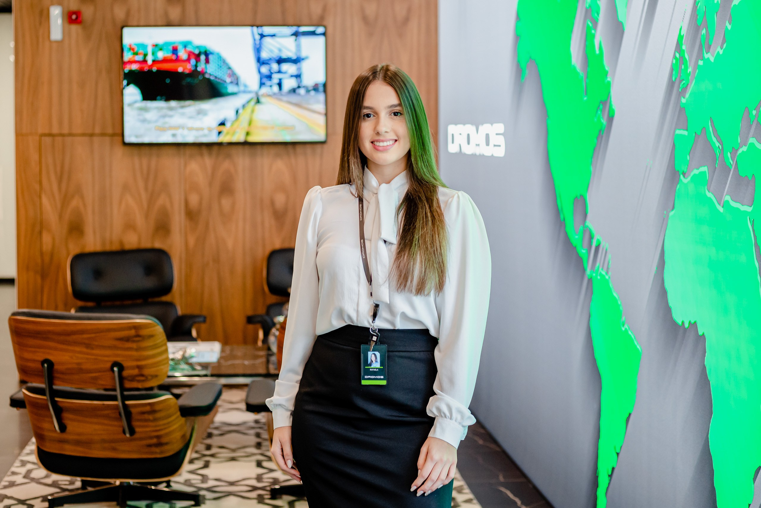 Fotografia de retrato corporativo para a empresa Dromos em Joinville
