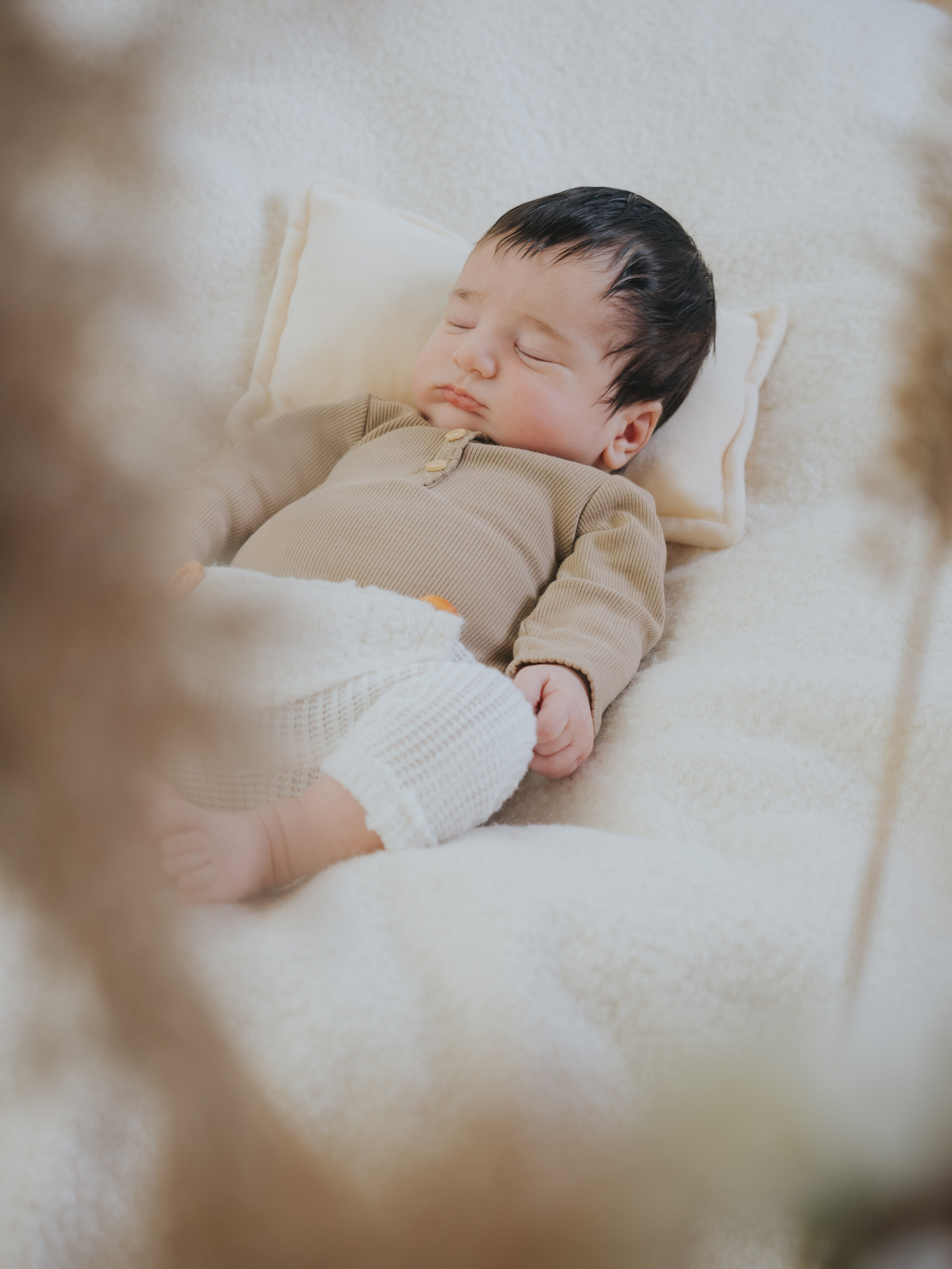 Newborn. Mimosa Studios — Motherhood, Portrait & Family Photographer in Montreal