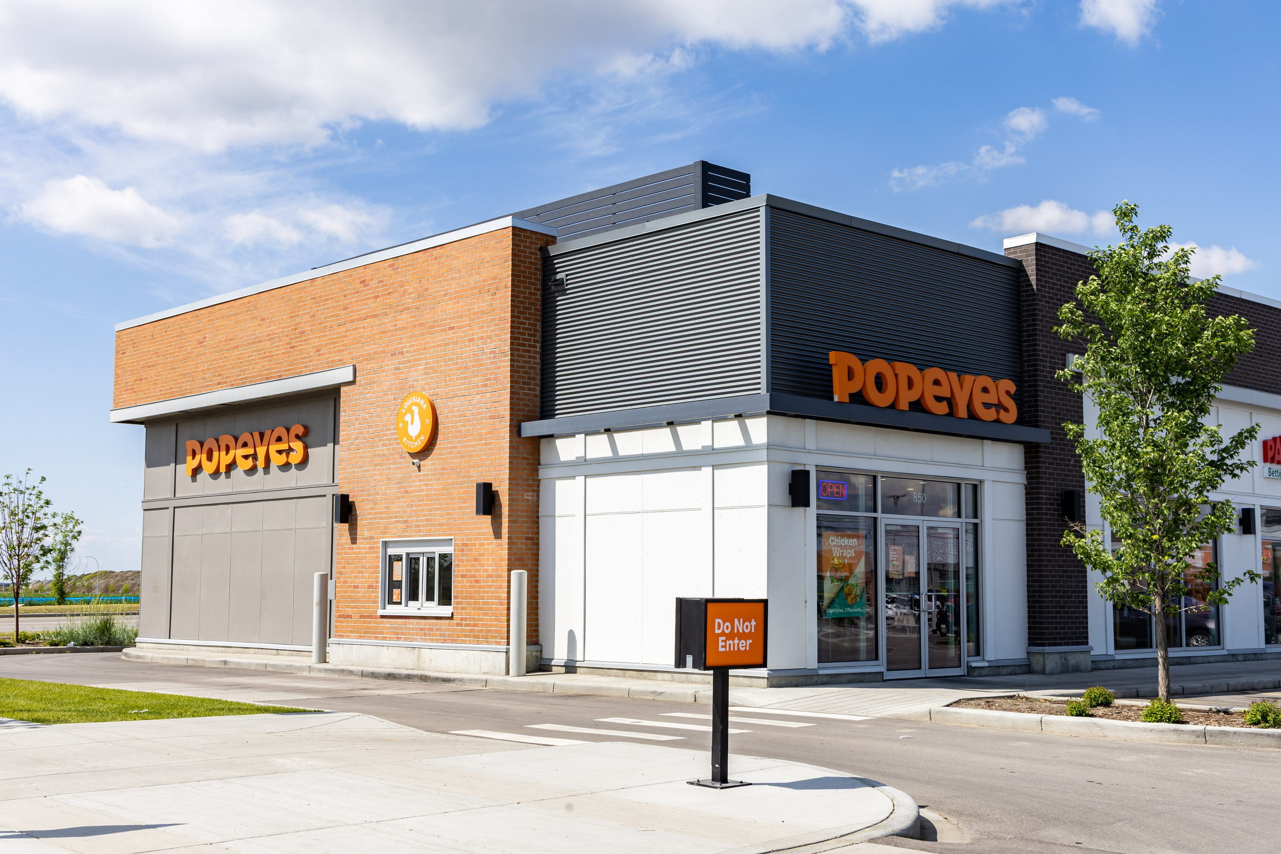 Capturing Flavor — Interior Photo Shoot for Popeyes. ProFly Media Inc. — Cinematic photo and video production for brands, businesses, and spaces in Calgary