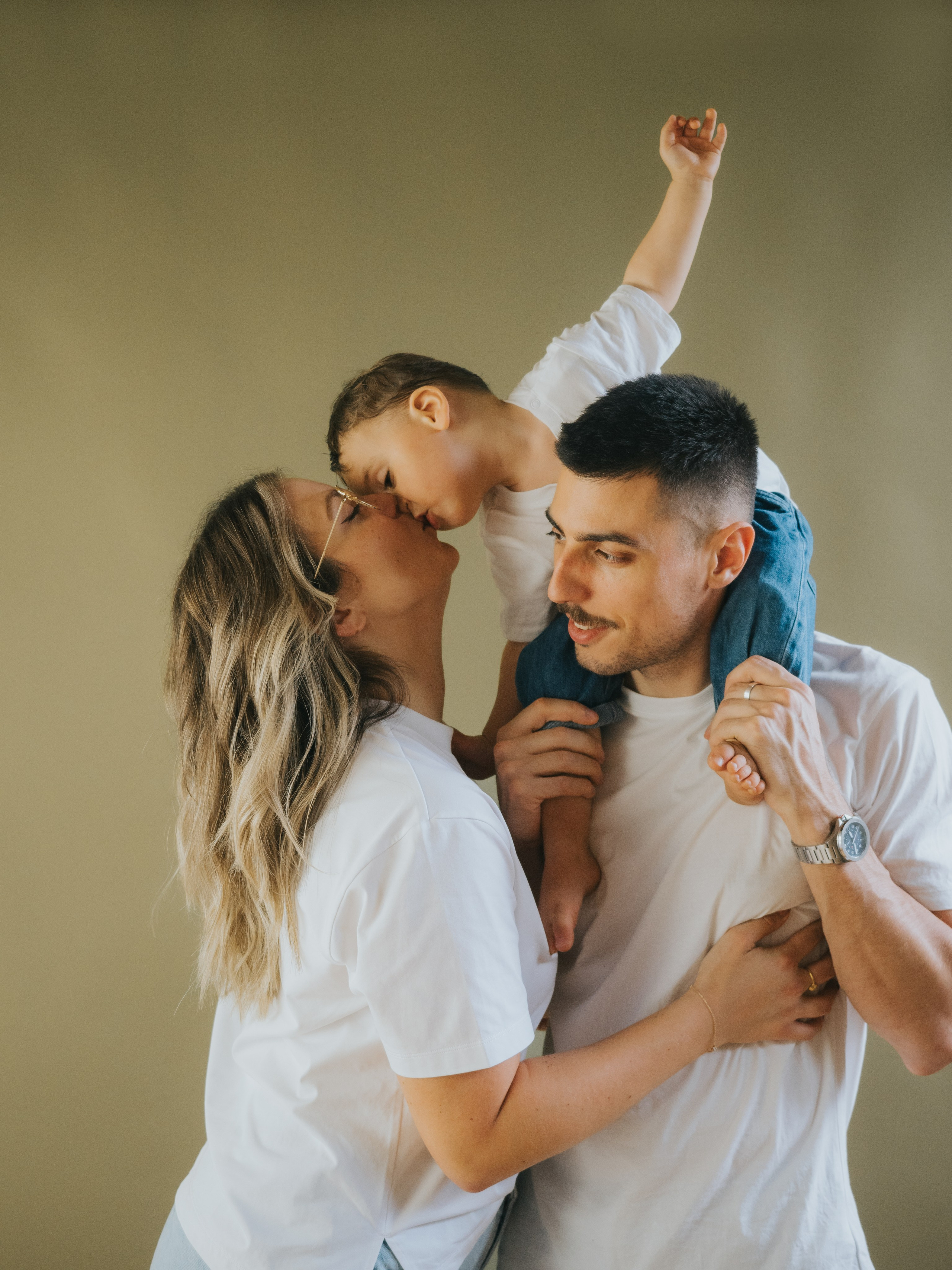 Family. Mimosa Studios — Motherhood, Portrait & Family Photographer in Montreal