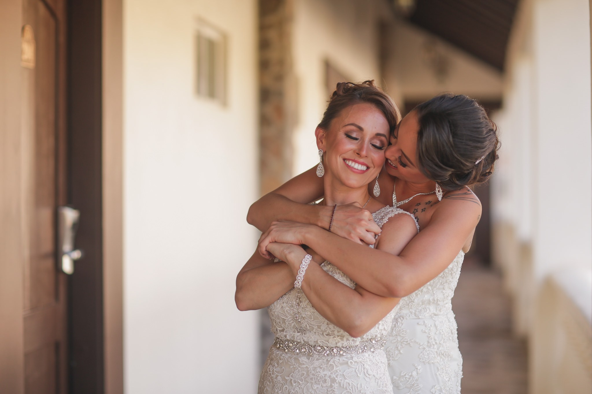 Two Brides Valle de Guadalupe Alicia y Viridiana. Estudio de fotografia en Tijuana