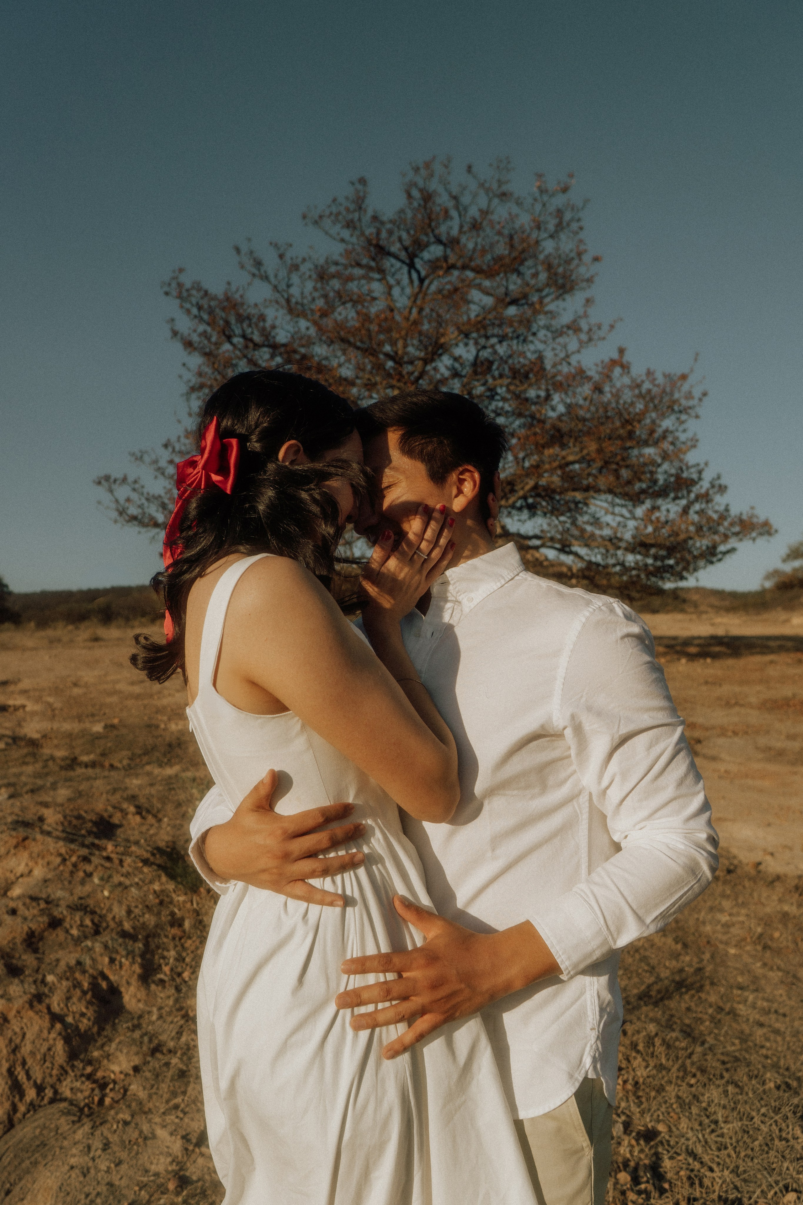 Gabriela y Joaquin. TWO MILLIMETERS