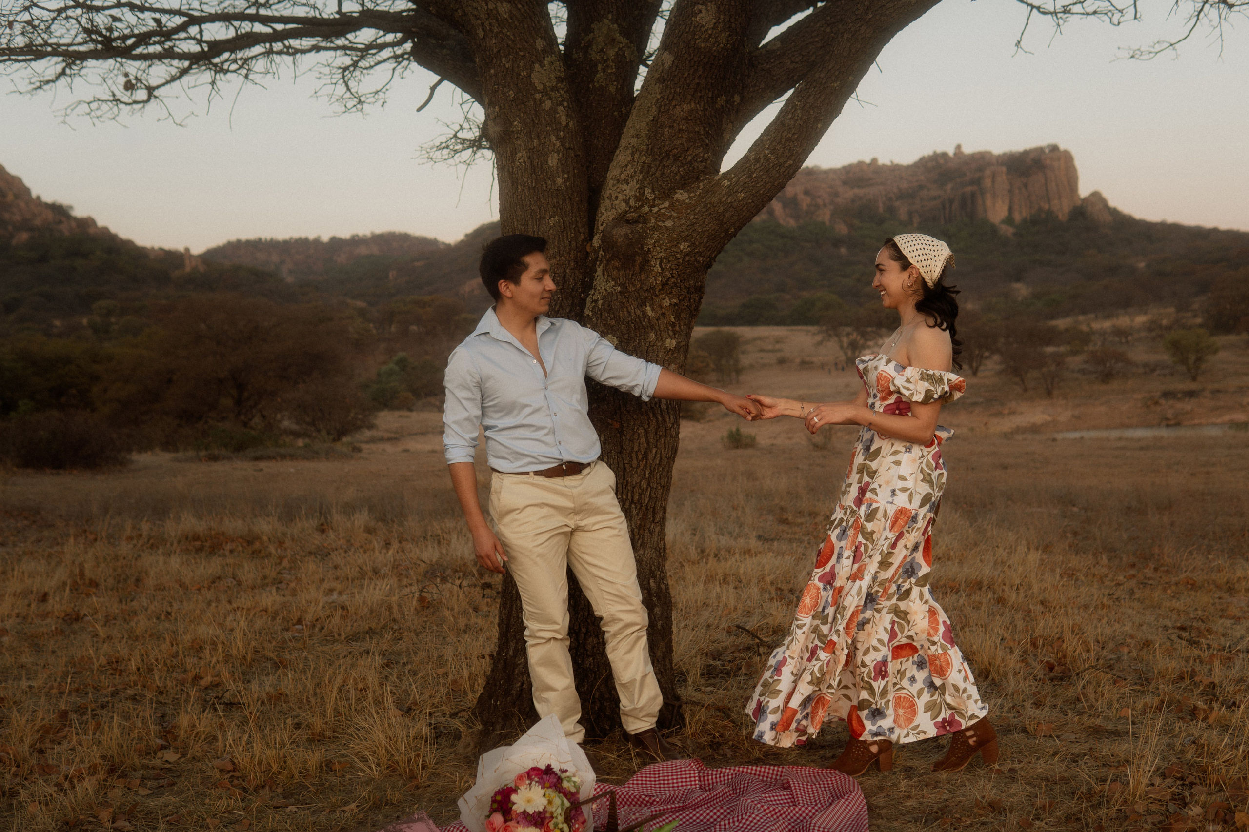 Gabriela y Joaquin. TWO MILLIMETERS
