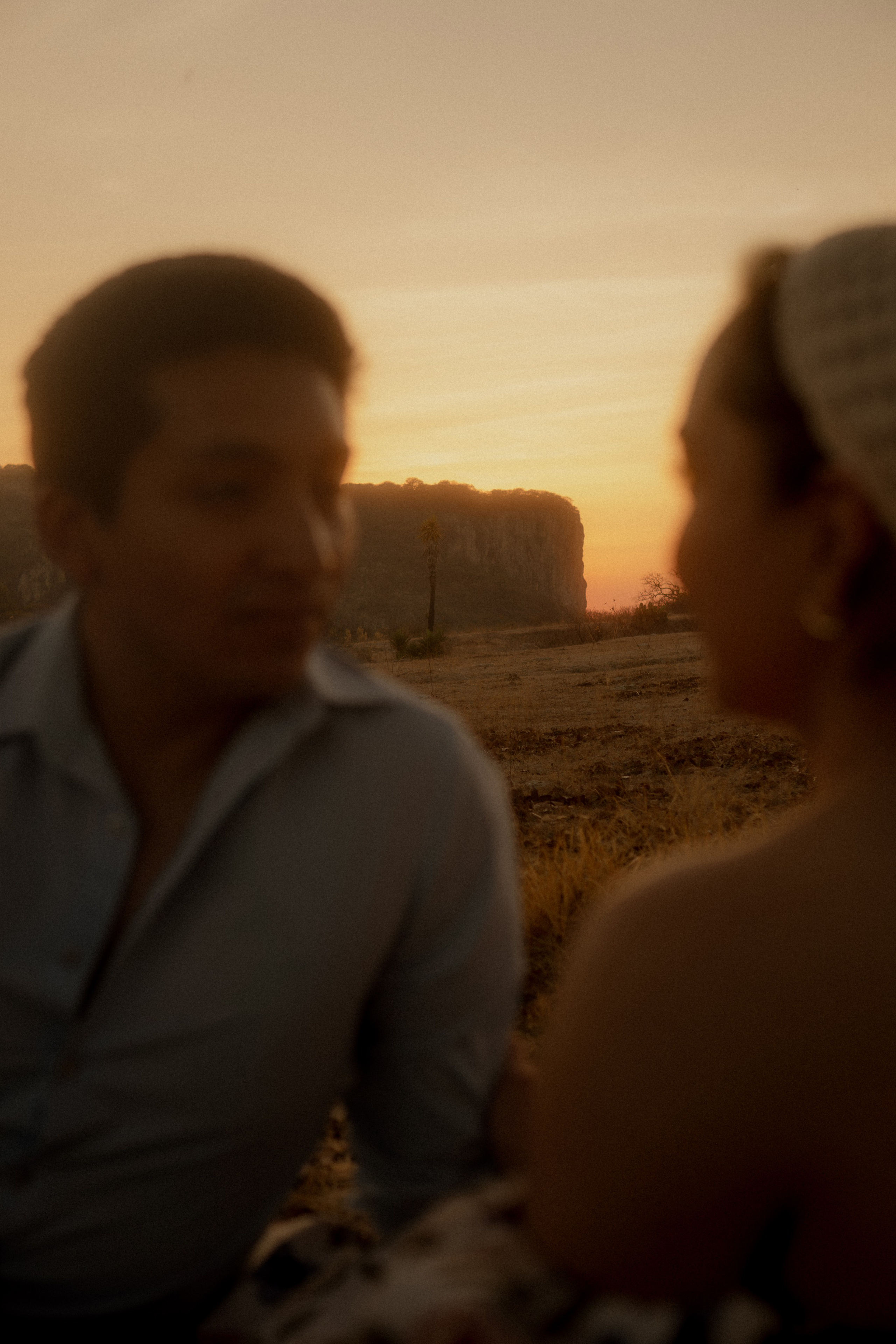 Gabriela y Joaquin. TWO MILLIMETERS
