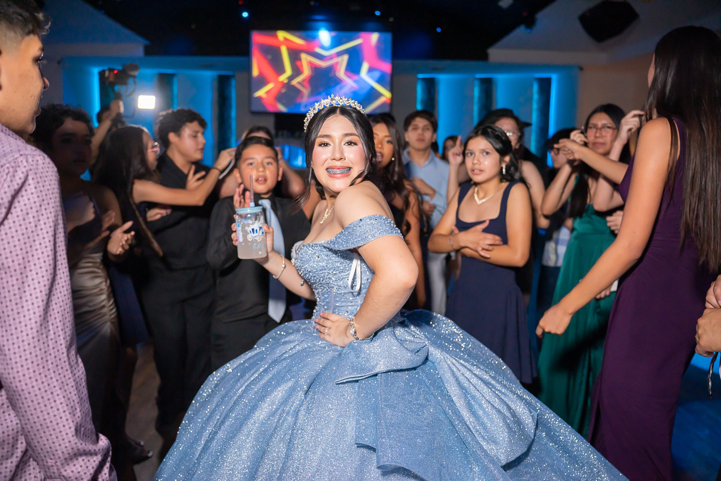 Informacion para Quinceañeras. Https://fotorecuerdosjrz.com/