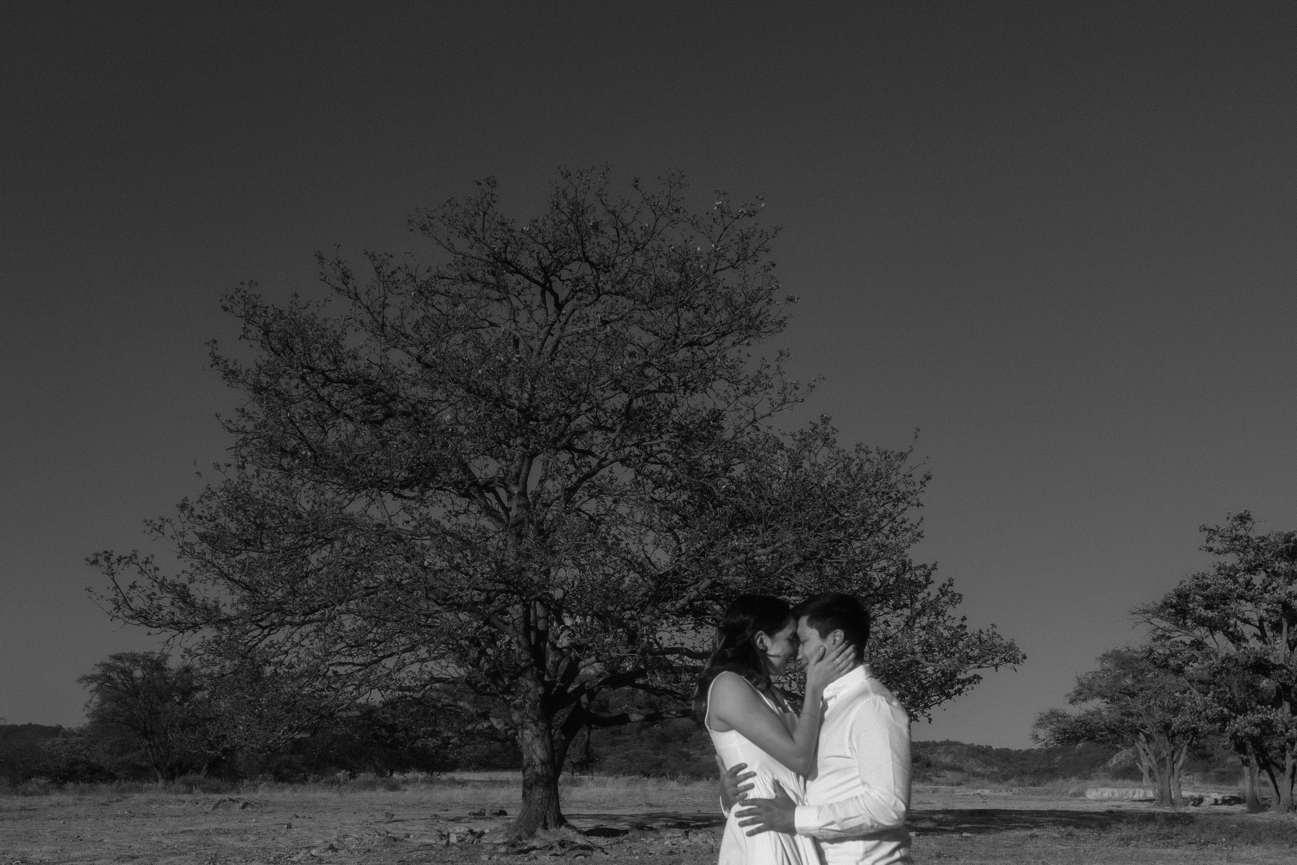 Gabriela y Joaquin. TWO MILLIMETERS