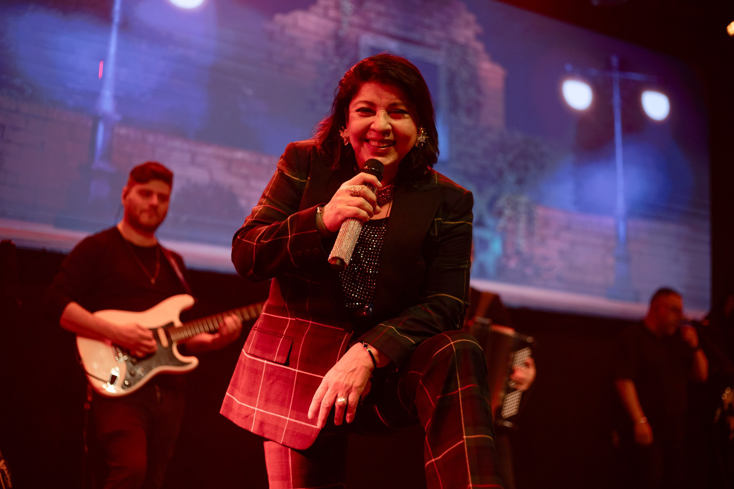 Fotografia de show da cantora Roberta Miranda na Univali