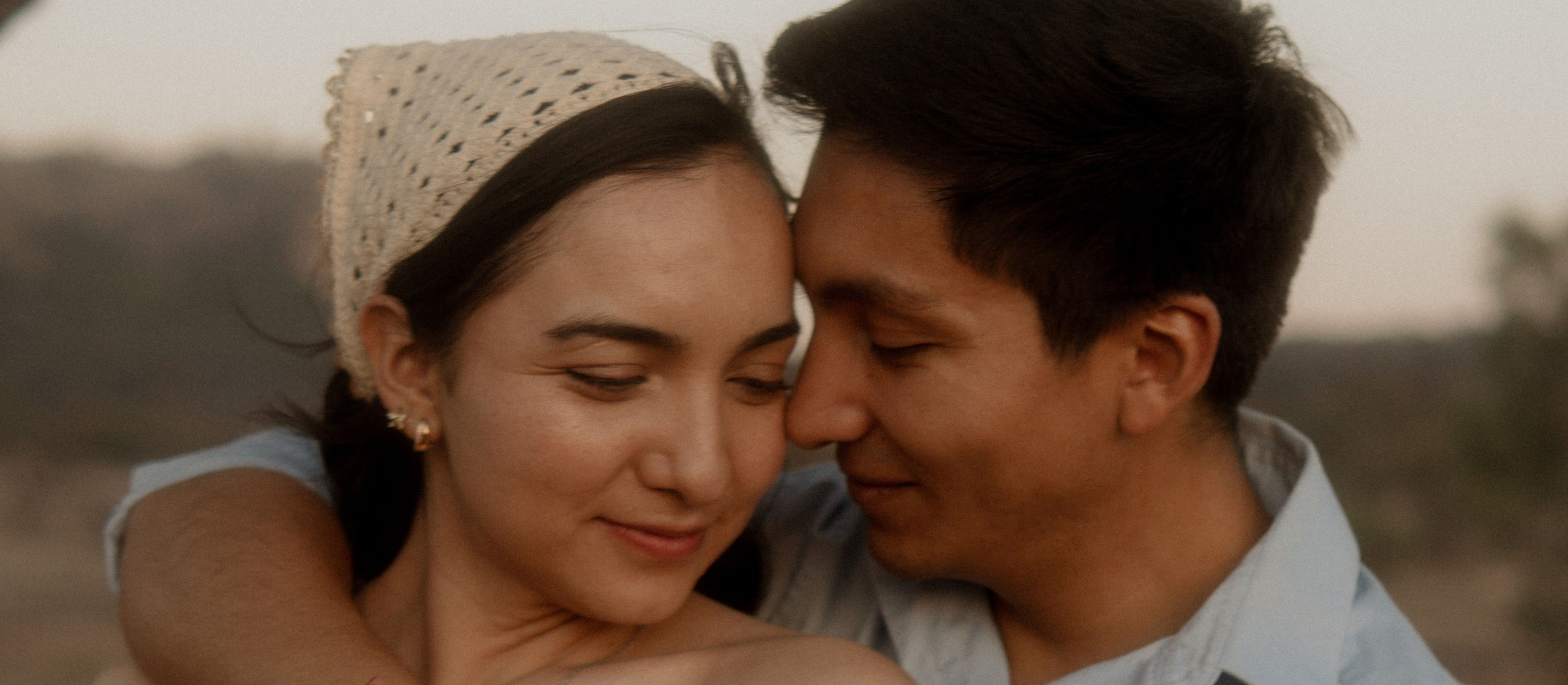 Gabriela y Joaquin. TWO MILLIMETERS