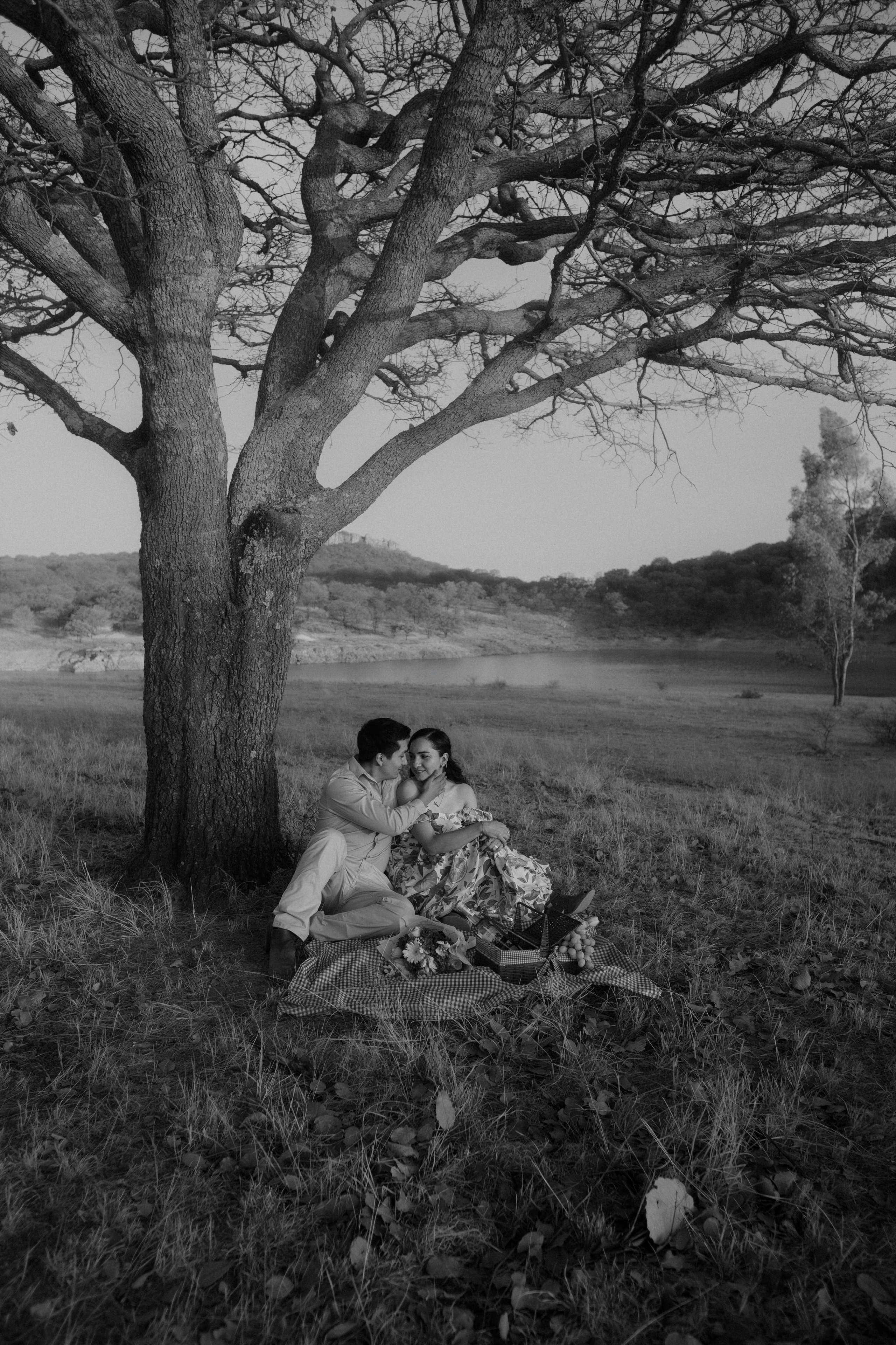 Gabriela y Joaquin. TWO MILLIMETERS