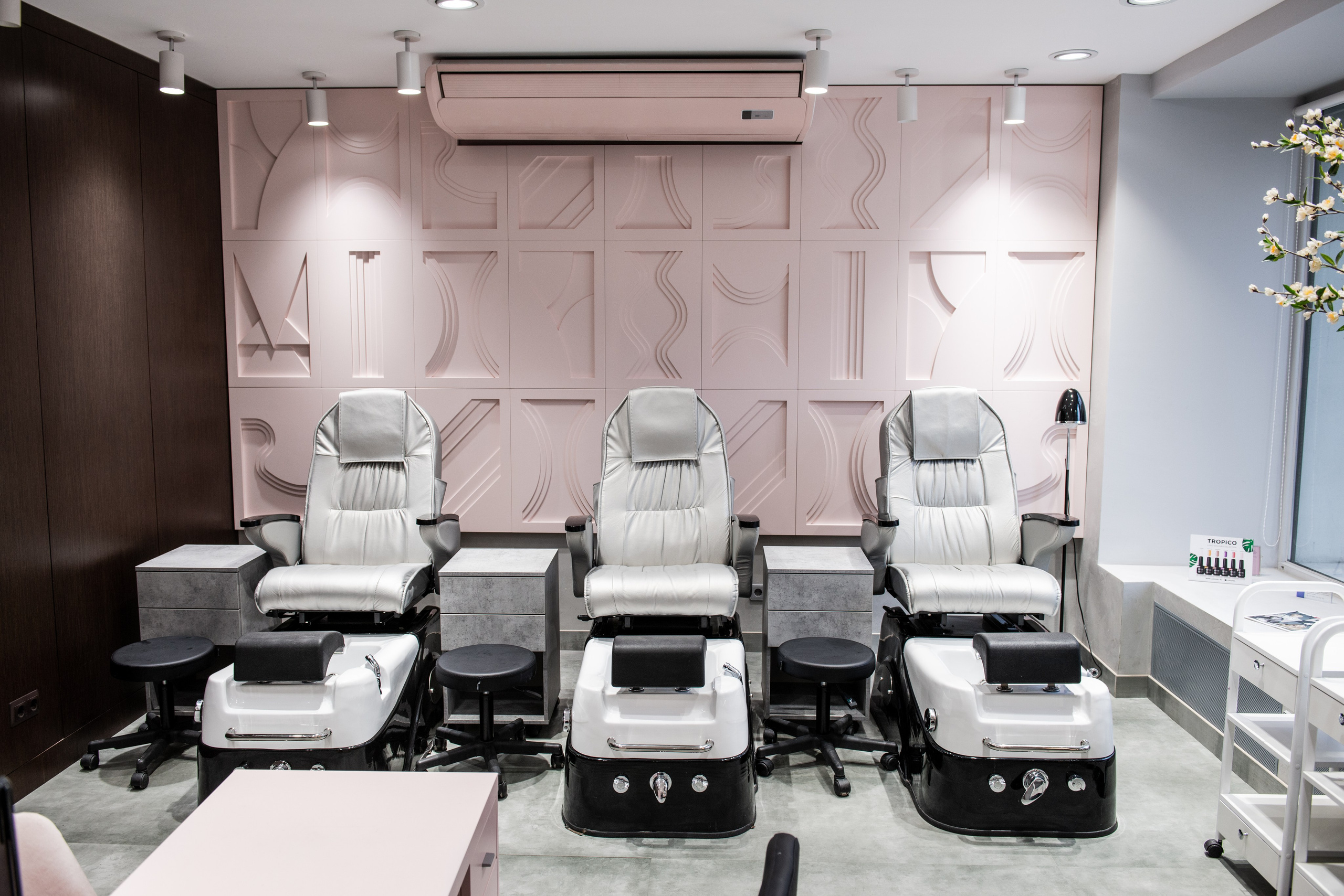 Манюкирный салон Nail Москвичка. PHOTOGRAPHER QUINTANA ROO
