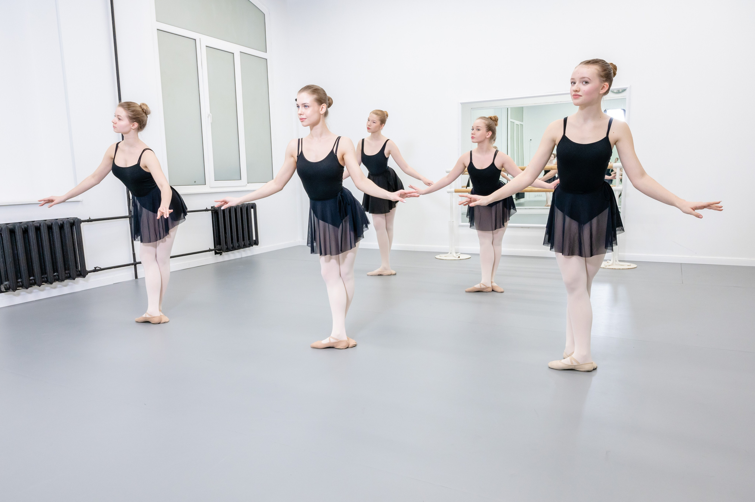 Reportage photography at a ballet school. PHOTOGRAPHER QUINTANA ROO
