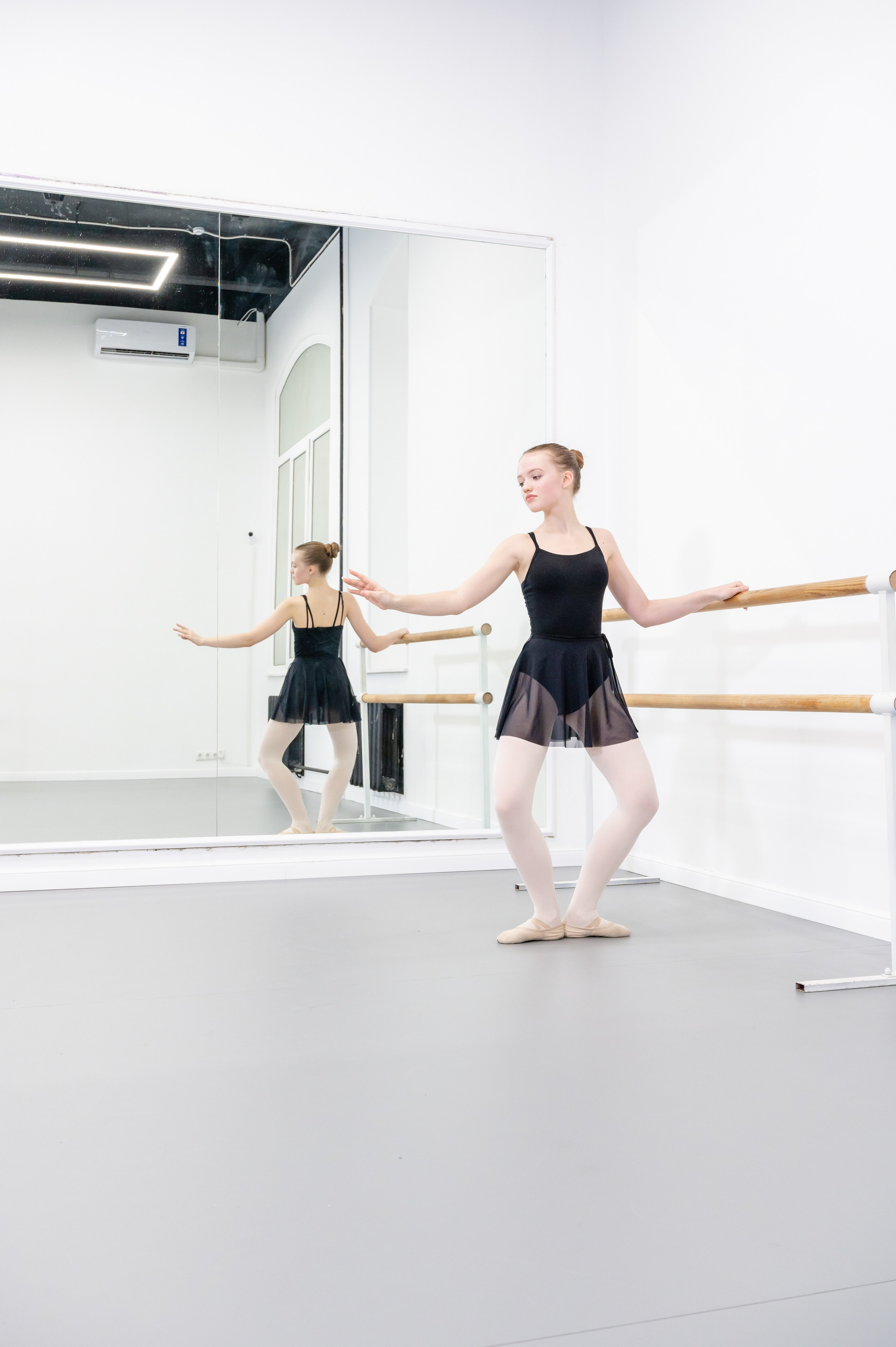 Reportage photography at a ballet school. PHOTOGRAPHER QUINTANA ROO