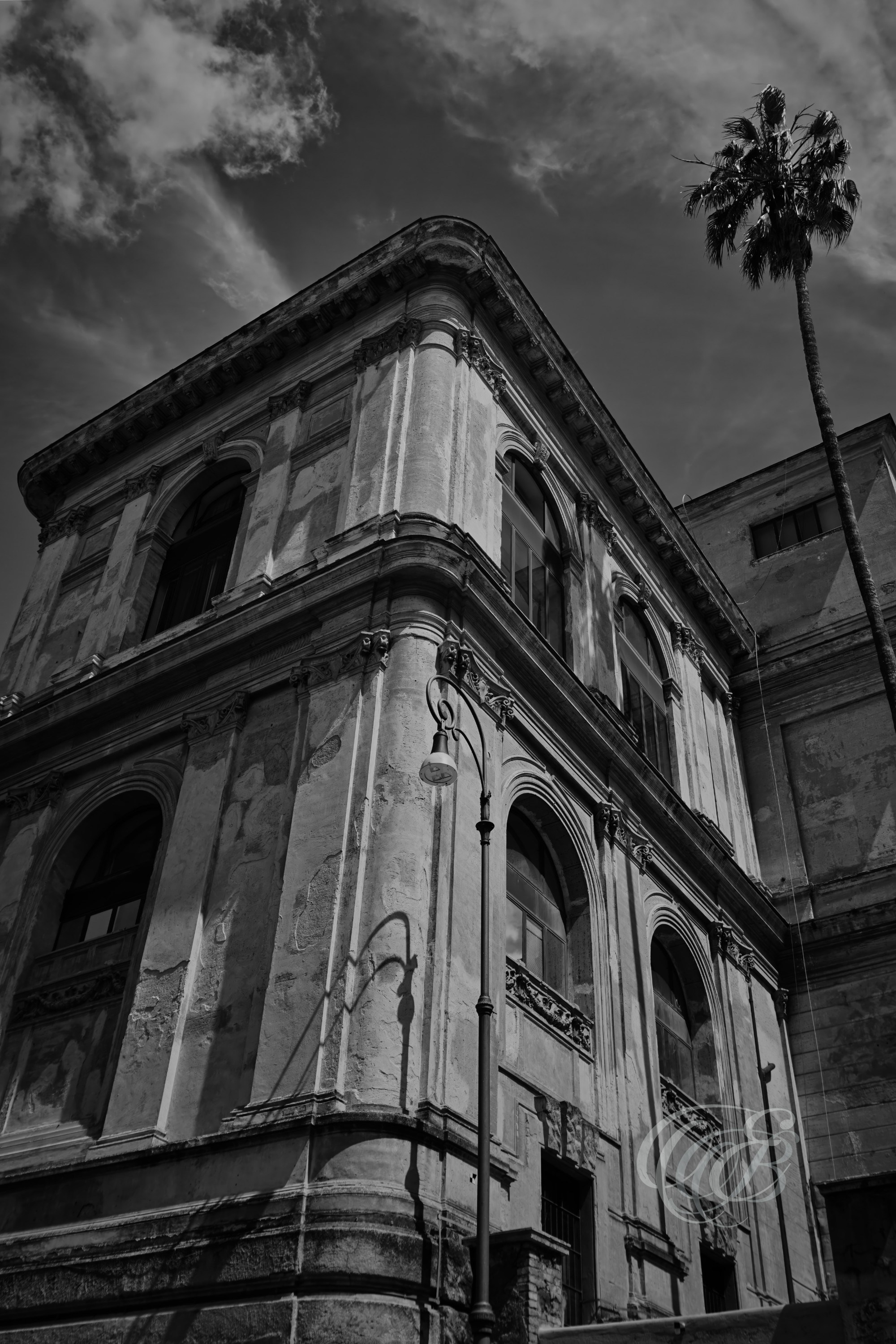 ITALY – ROME – Sapienza Università di Roma in black and white, university architecture, photography of Italy, Eduardo Bartoli Photography