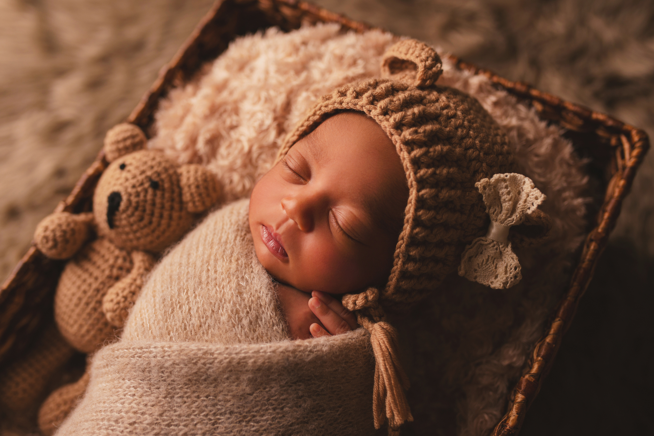 A Little Princess. Ottawa Newborn and Baby Newborn Photographer Elena Helali