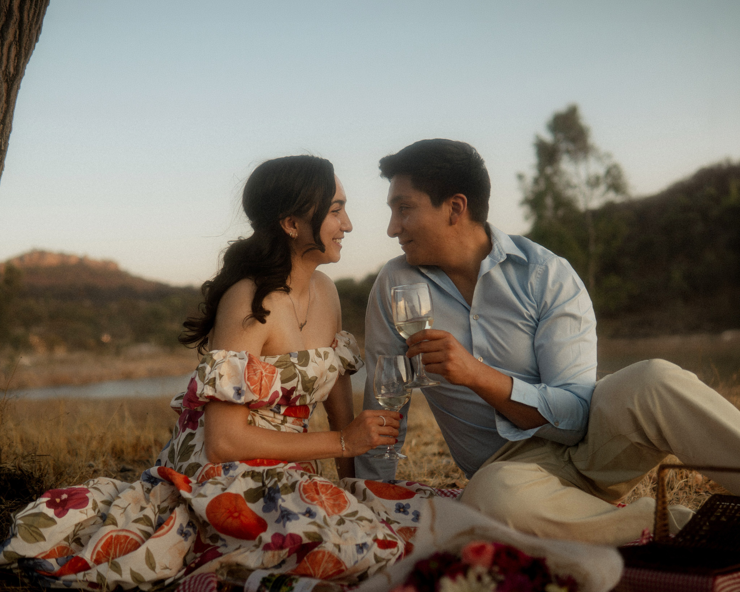 Gabriela y Joaquin. TWO MILLIMETERS