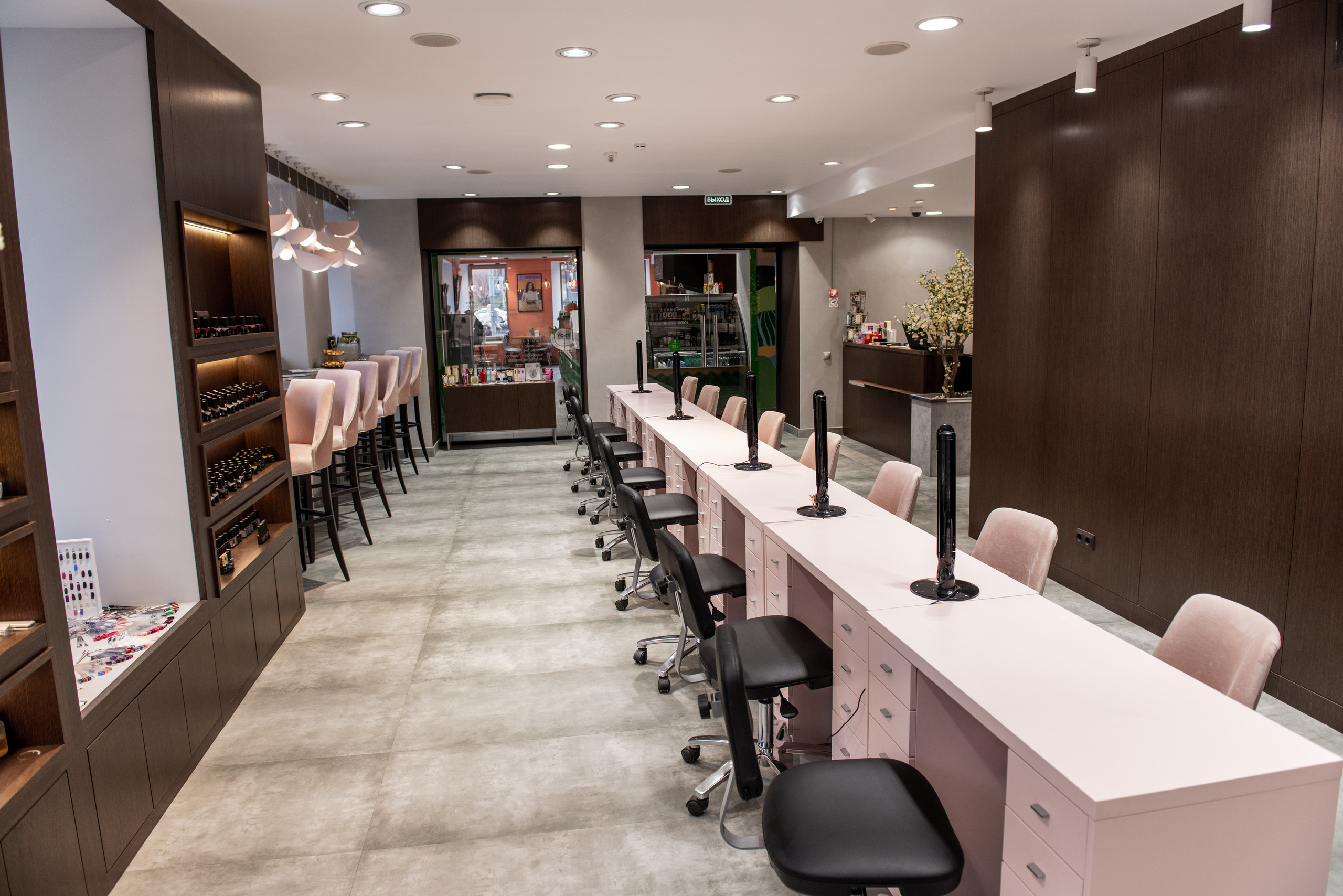 Манюкирный салон Nail Москвичка. PHOTOGRAPHER QUINTANA ROO