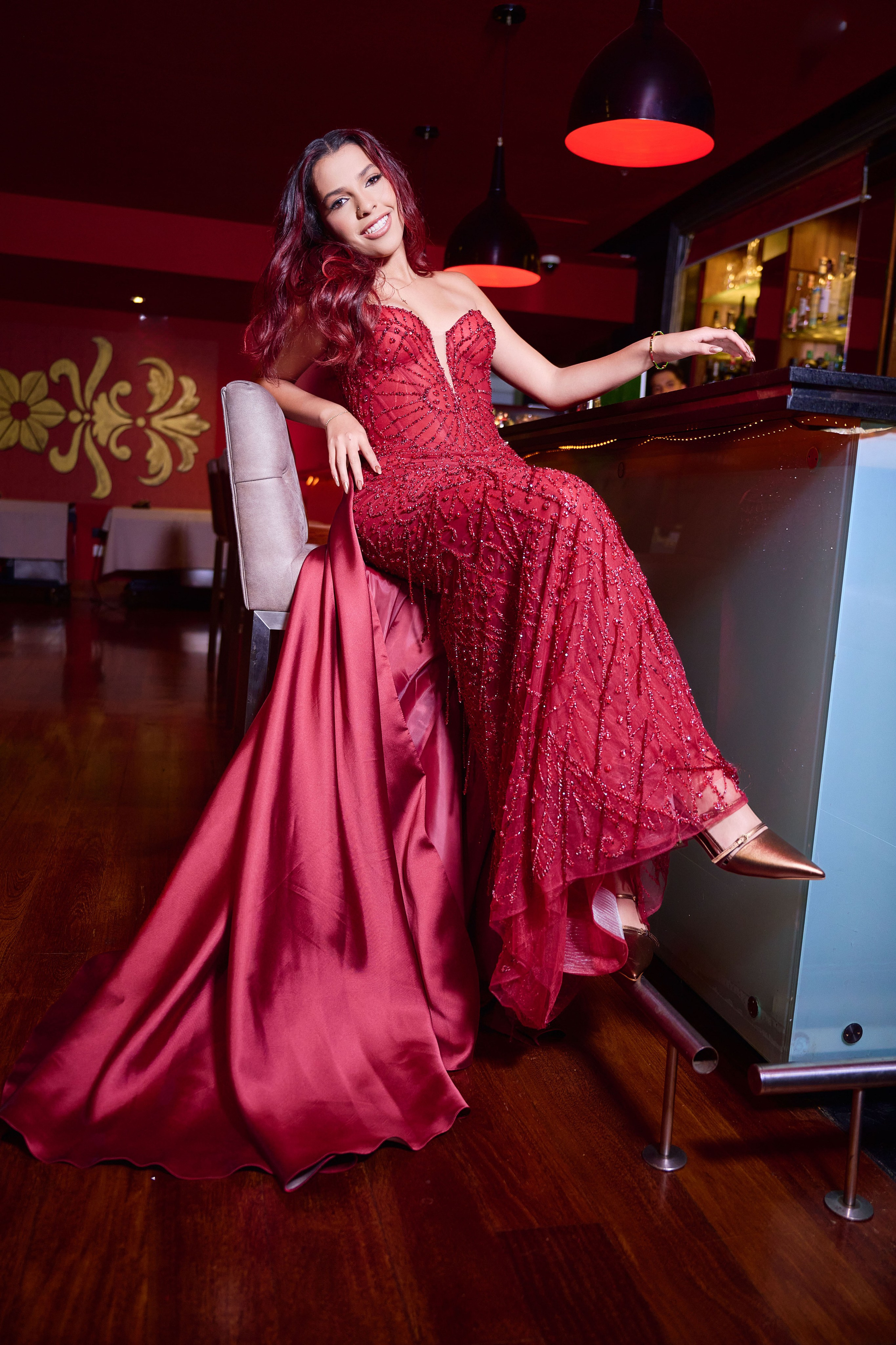 Ivana’s Fine Art Quinceañera Photoshoot in Burgundy: Unforgettable Emotion | ZZ Portraits by Hendrick. Hendrick | Luxury wedding photography & cinematic wedding films in Miami & Bogotá. Signature fine art storytelling capturing timeless, emoti