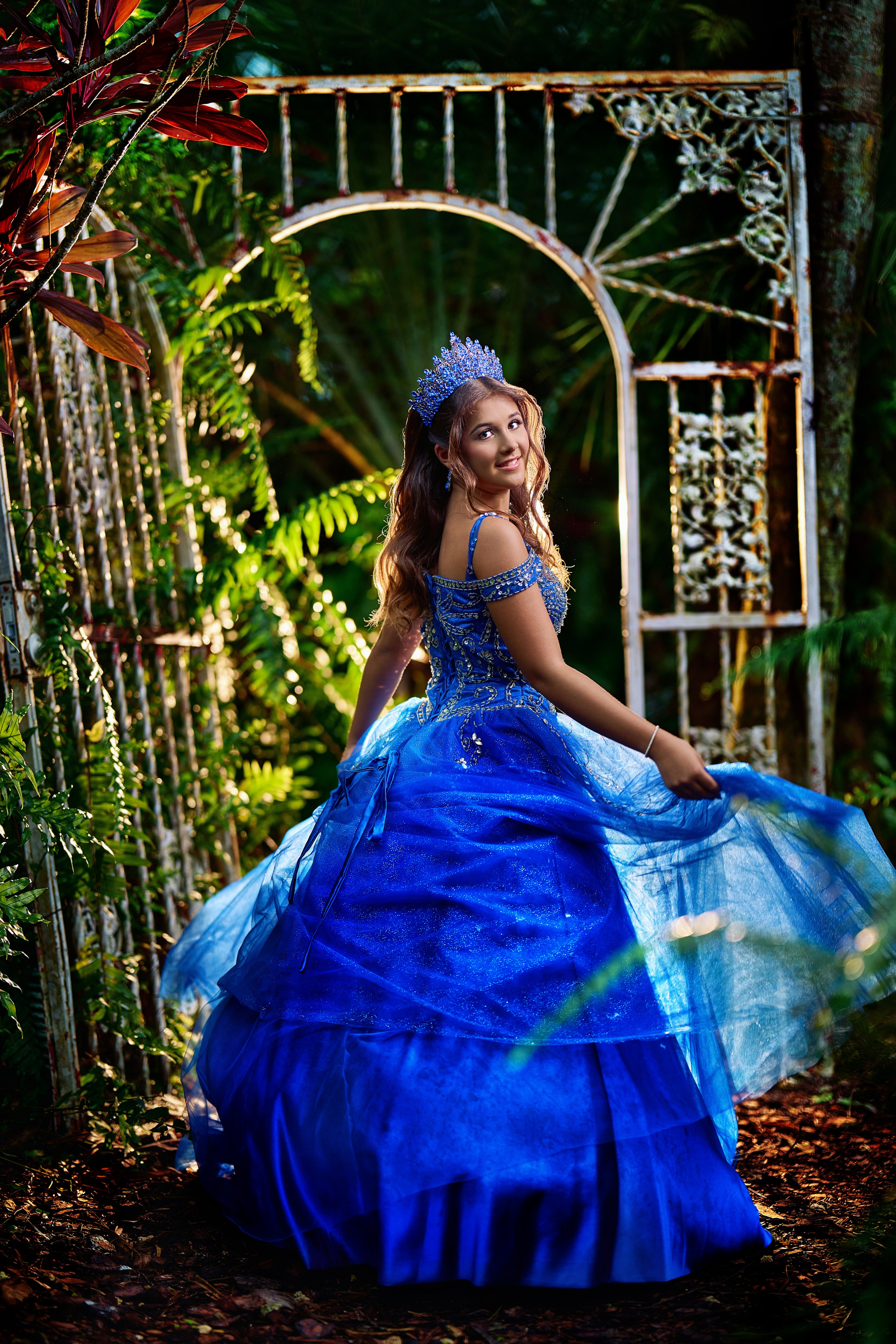 Sharon Secret Gardens Miami. Hendrick | Luxury wedding photography & cinematic wedding films in Miami & Bogotá. Signature fine art storytelling capturing timeless, emoti