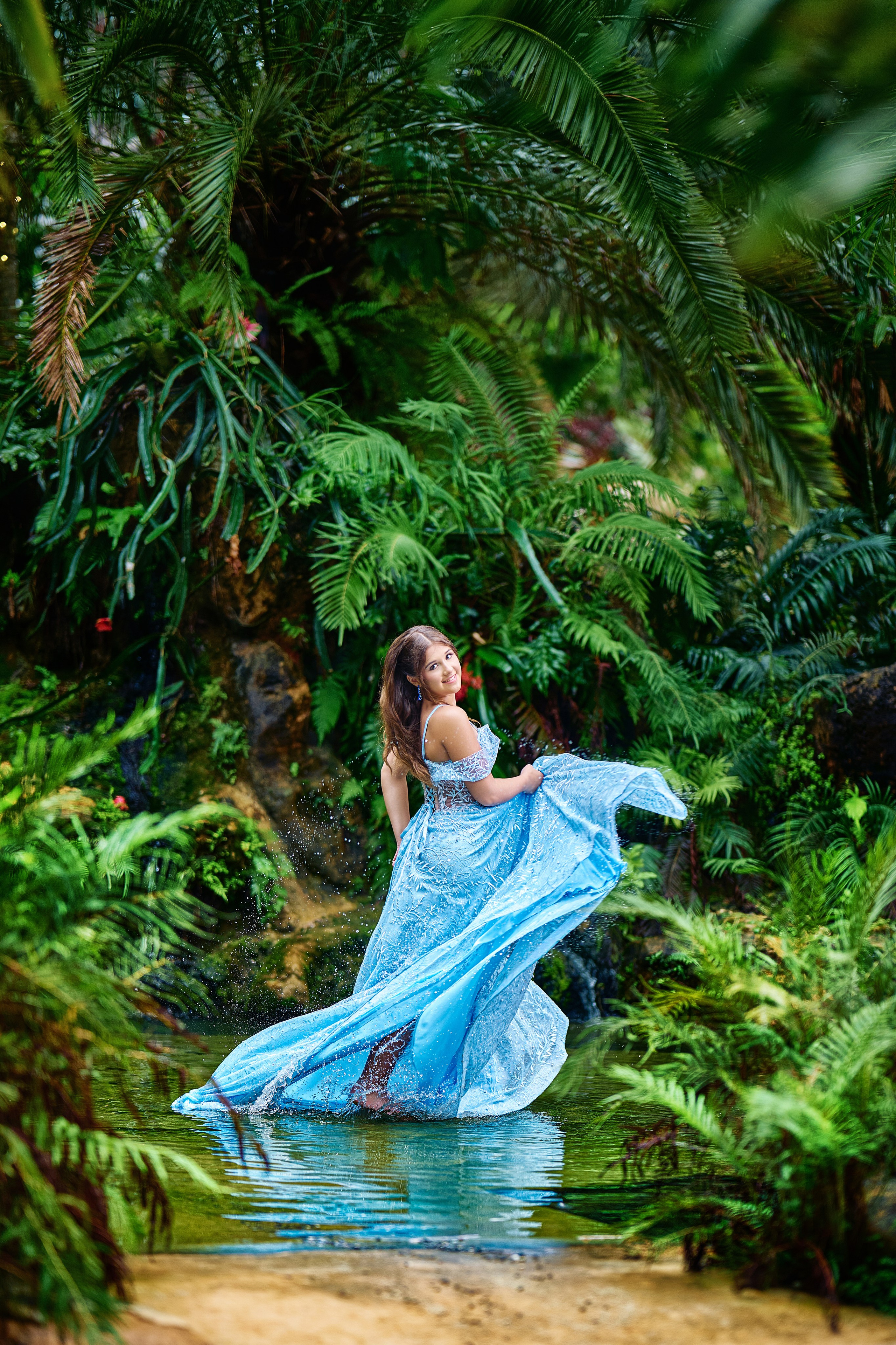 Sharon Secret Gardens Miami. Hendrick | Luxury wedding photography & cinematic wedding films in Miami & Bogotá. Signature fine art storytelling capturing timeless, emoti