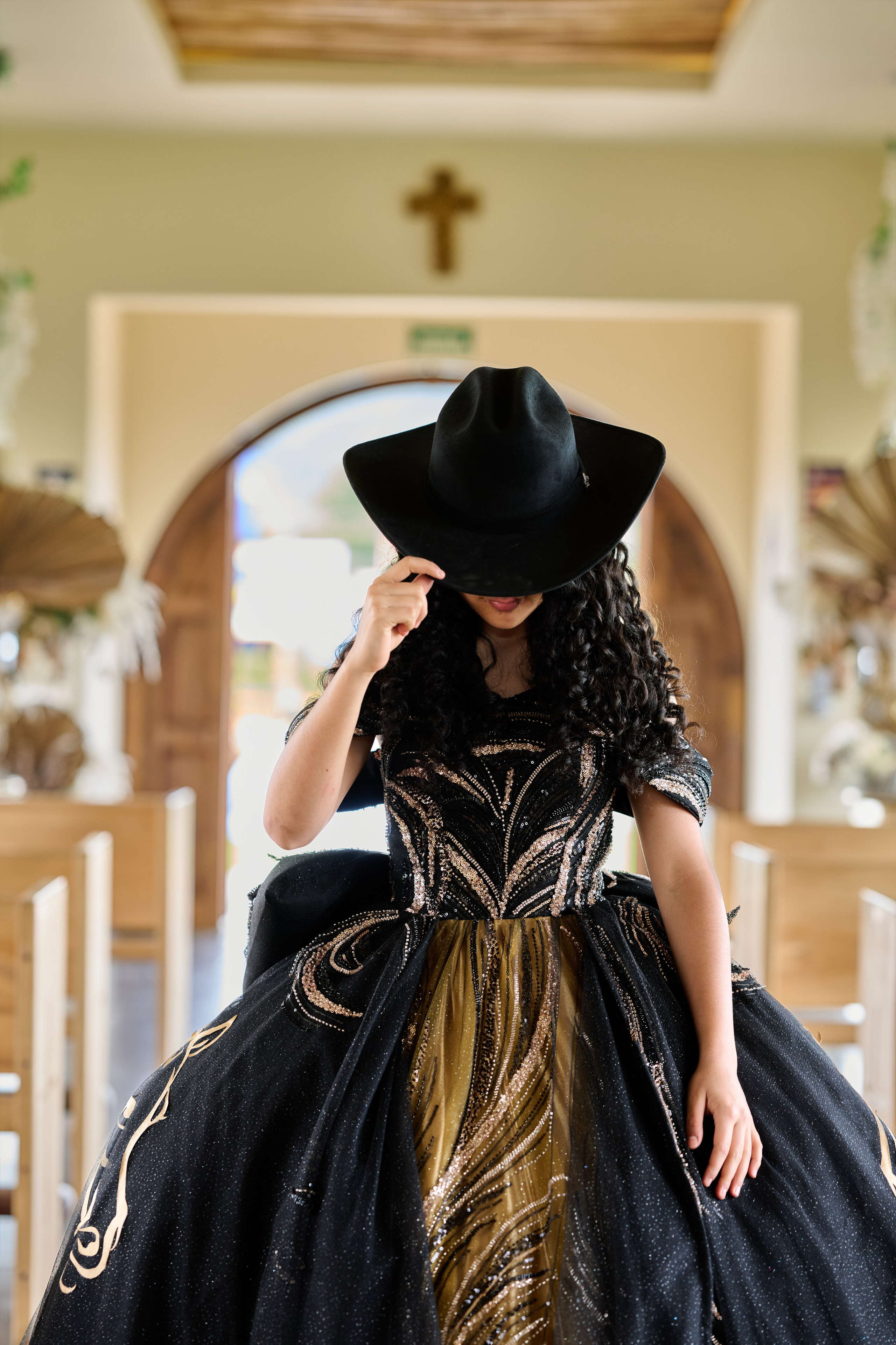 Pure Elegance & Majesty: Maria Clara & The White Spanish Horse | ZZ Portraits by Hendrick
