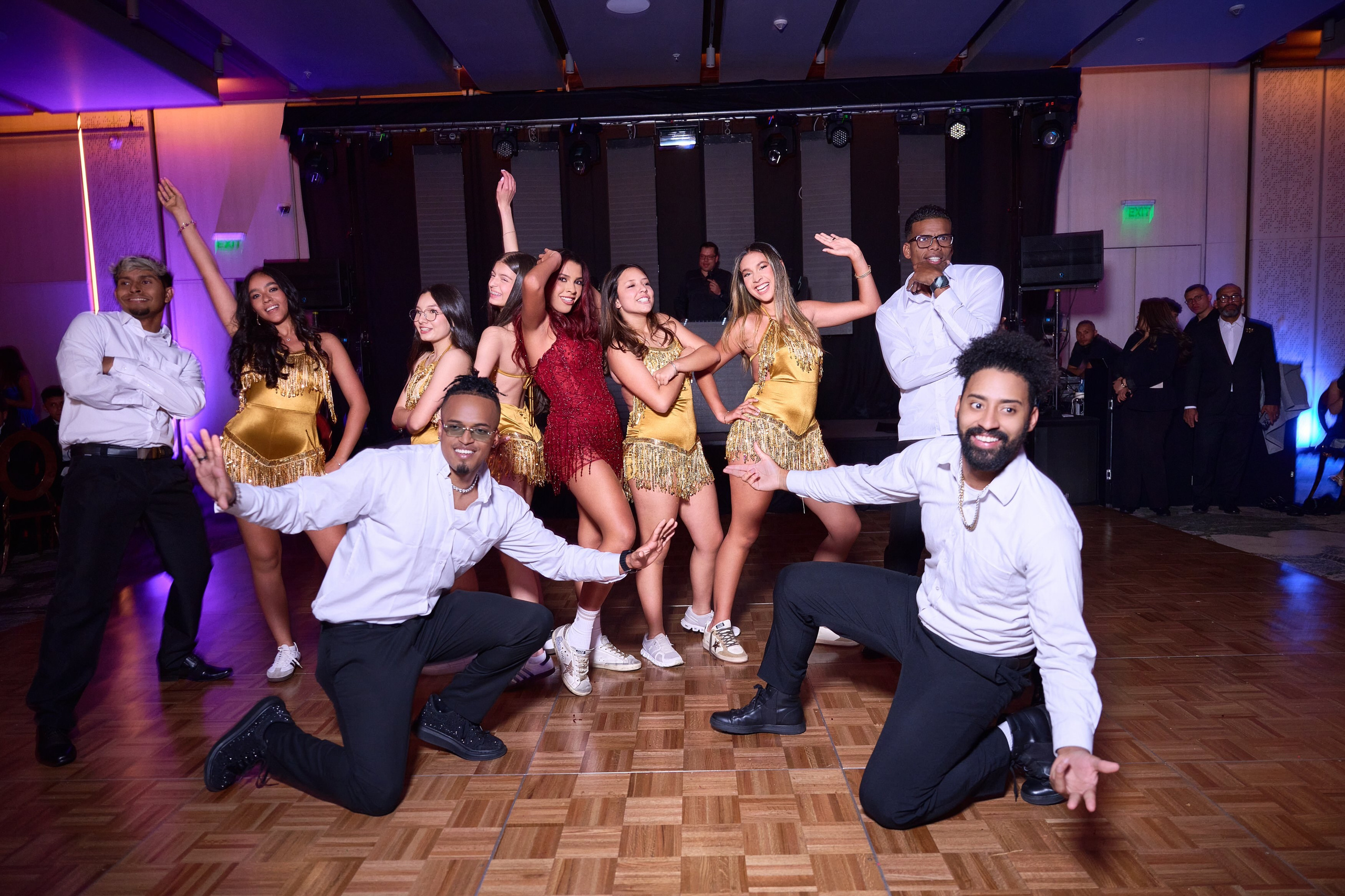 Ivana’s Fine Art Quinceañera Photoshoot in Burgundy: Unforgettable Emotion | ZZ Portraits by Hendrick. Hendrick | Luxury wedding photography & cinematic wedding films in Miami & Bogotá. Signature fine art storytelling capturing timeless, emoti