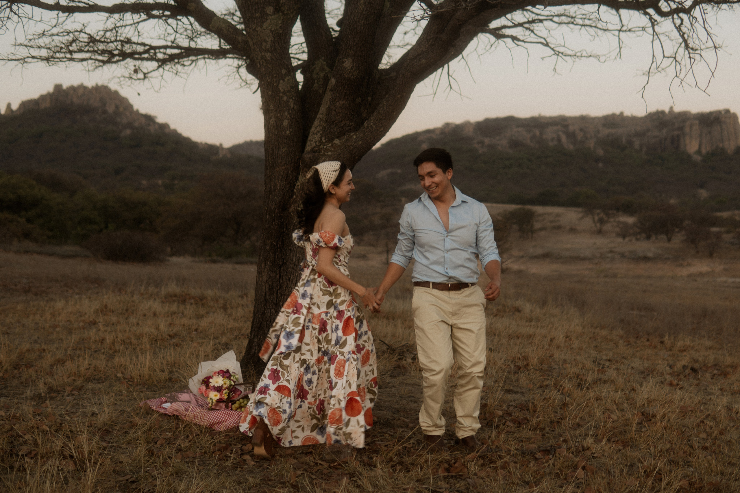 Gabriela y Joaquin. TWO MILLIMETERS
