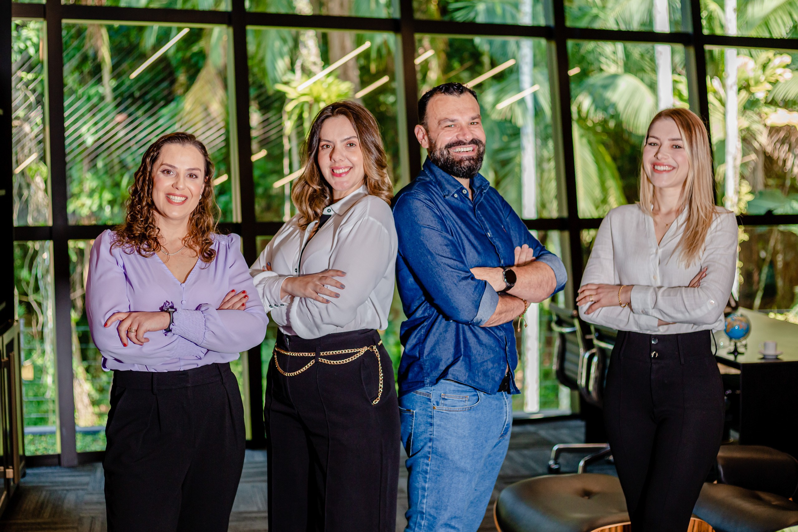 Fotografia de retrato corporativo para a empresa Dromos em Joinville