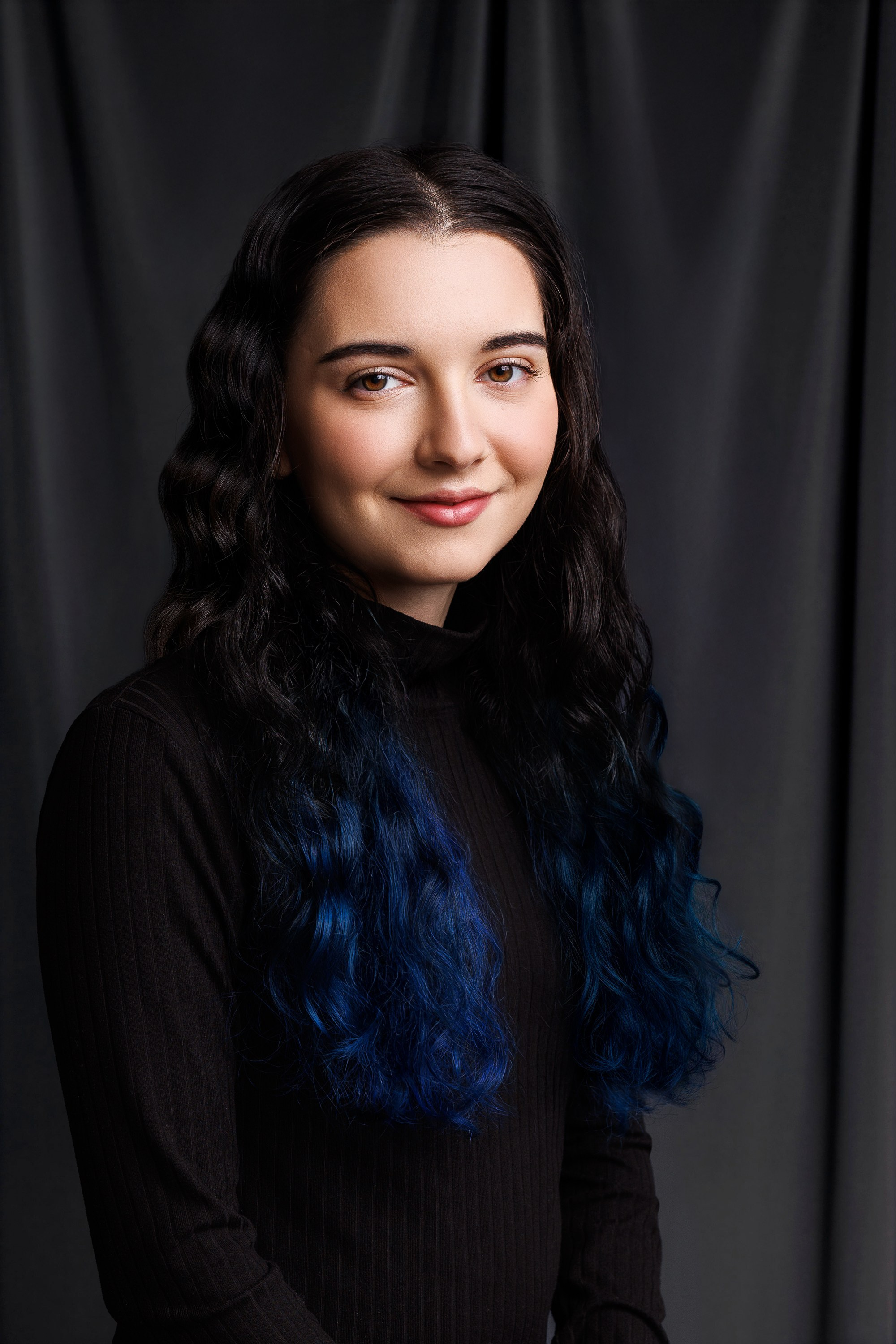 Je suis photographe portraitiste et je réalise des portraits à toutes les étapes de votre vie! Bienvenue dans mon studio à Westmount, Qc