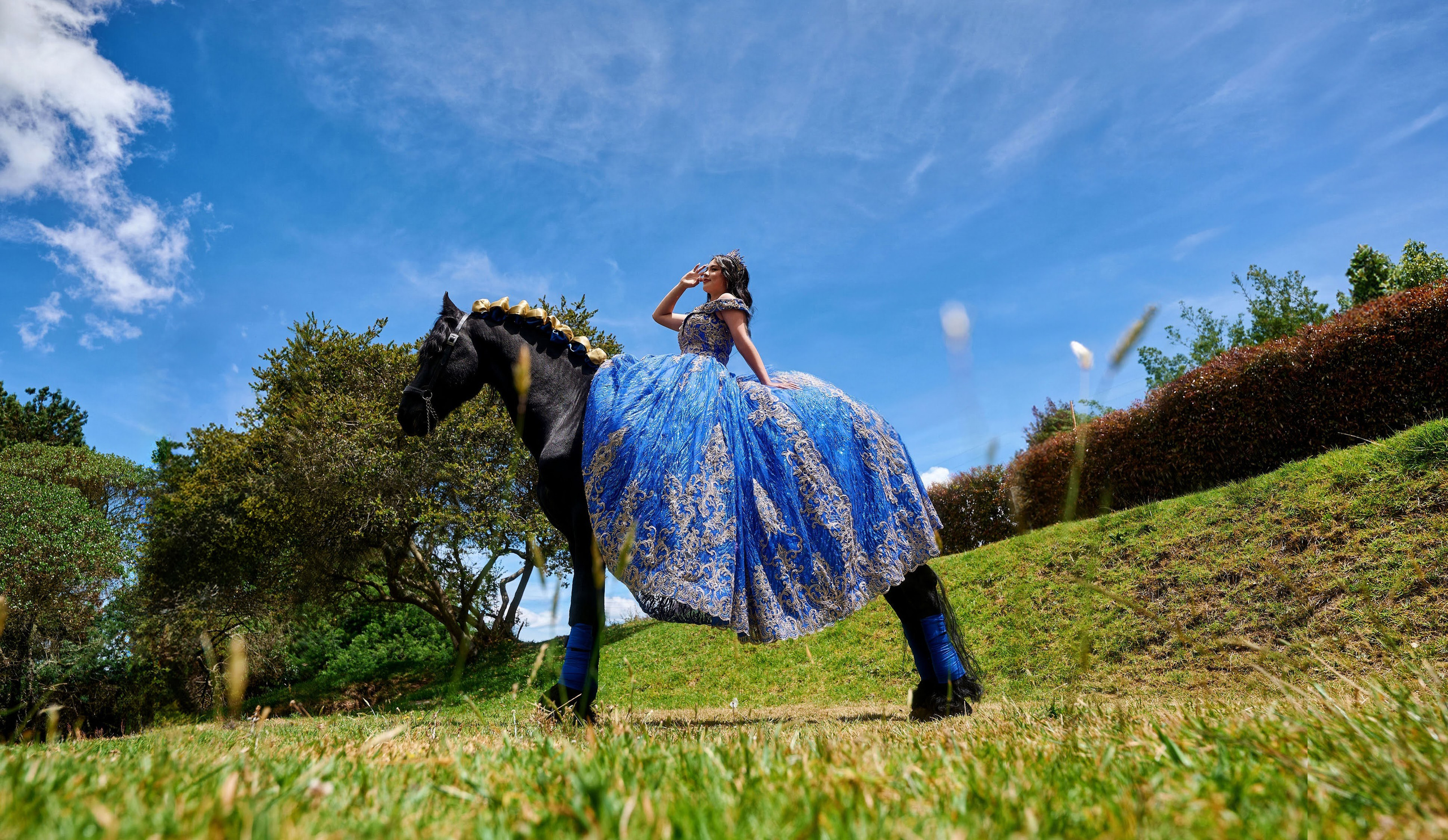 Mis 15 | Sesiones de Fotografía Modernas. Wedding Photography & Videography by ZZ Hendrick | Capturing Your Love Story in Colombia & USA