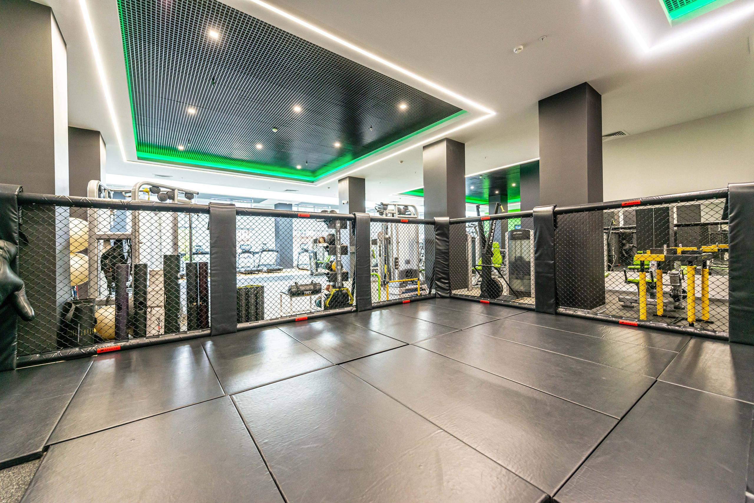 Фитнес-клуб X-Fit Ленинградский проспект. PHOTOGRAPHER QUINTANA ROO