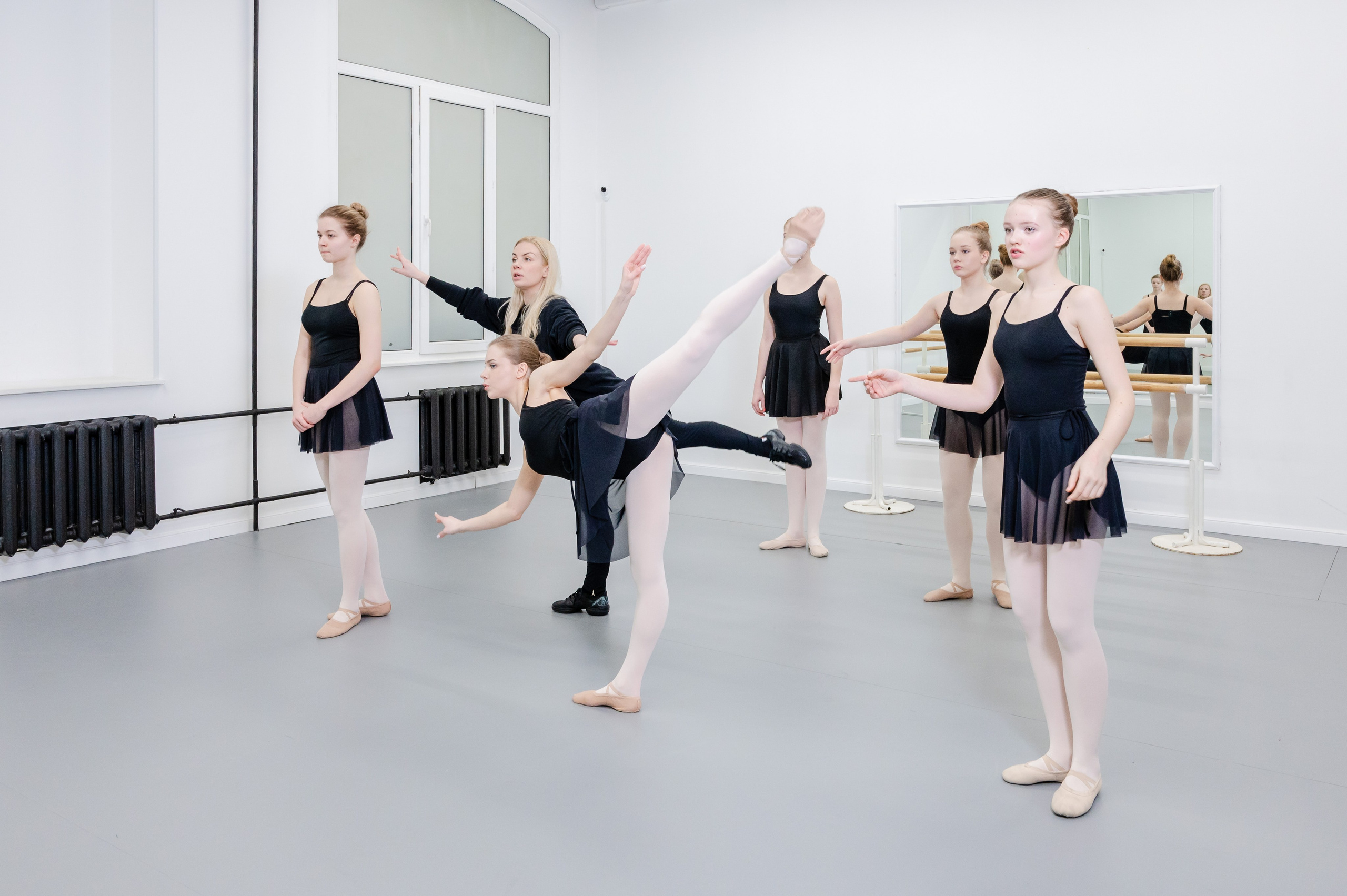 Reportage photography at a ballet school. PHOTOGRAPHER QUINTANA ROO