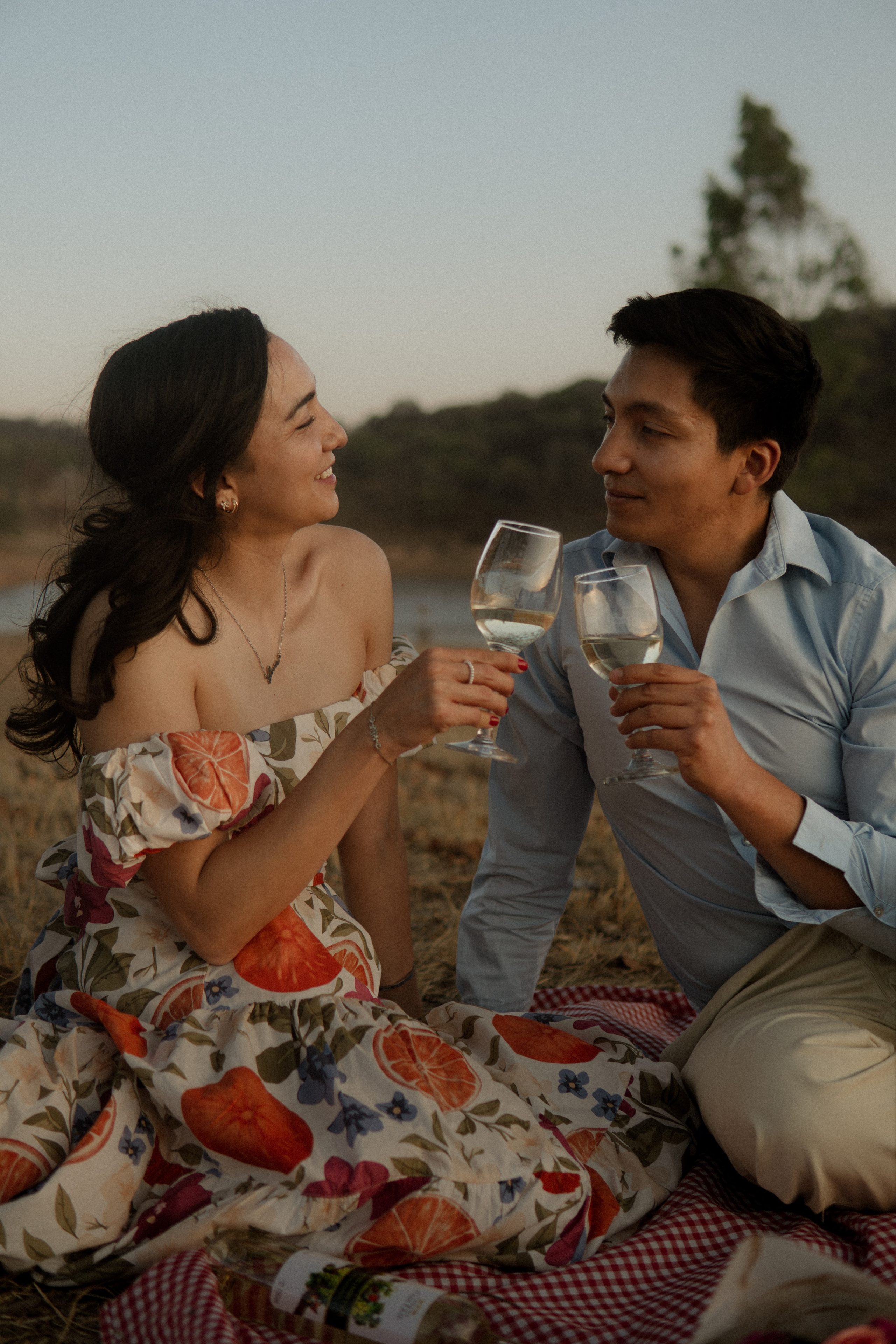 Gabriela y Joaquin. TWO MILLIMETERS