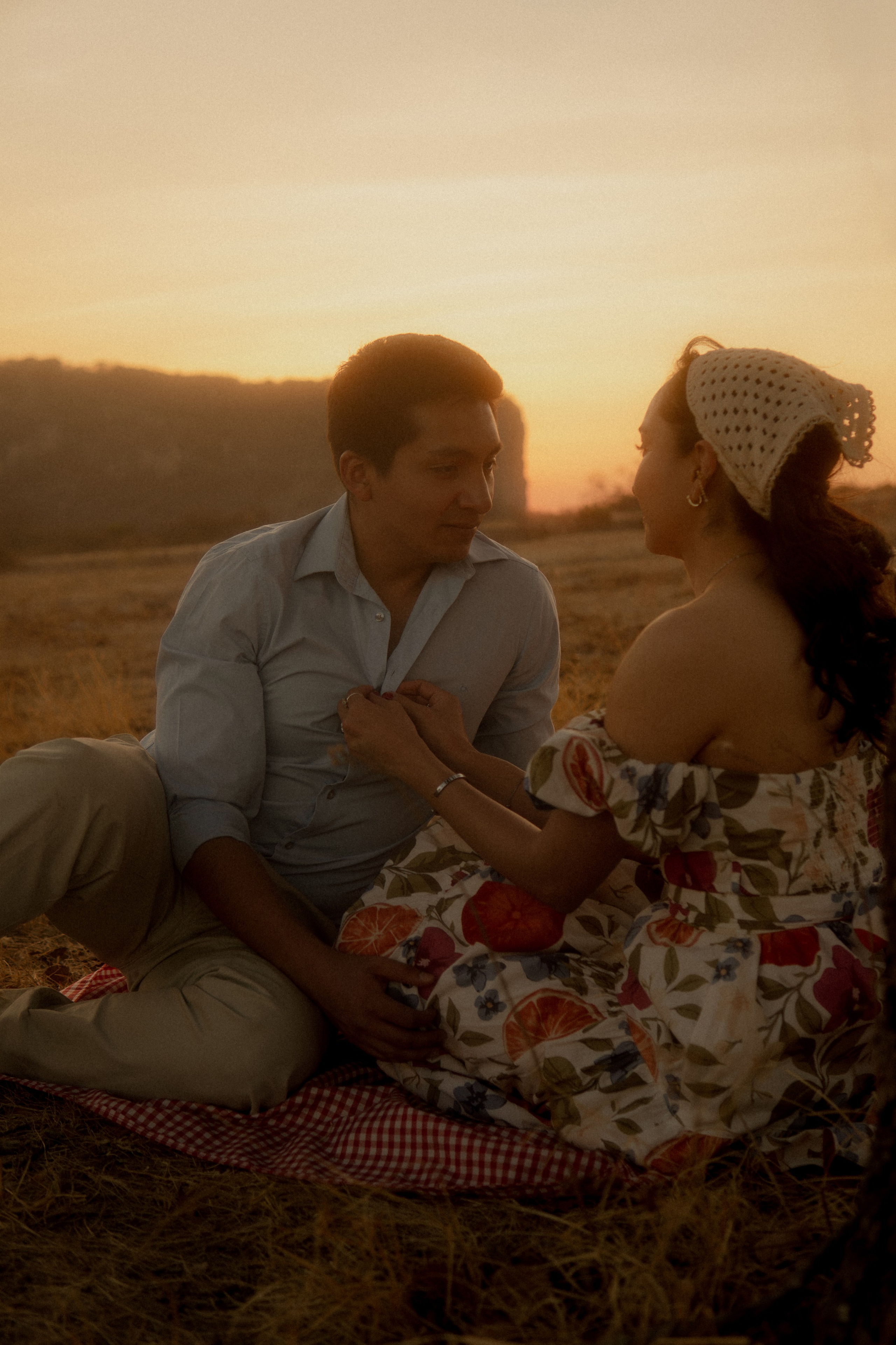 Gabriela y Joaquin. TWO MILLIMETERS
