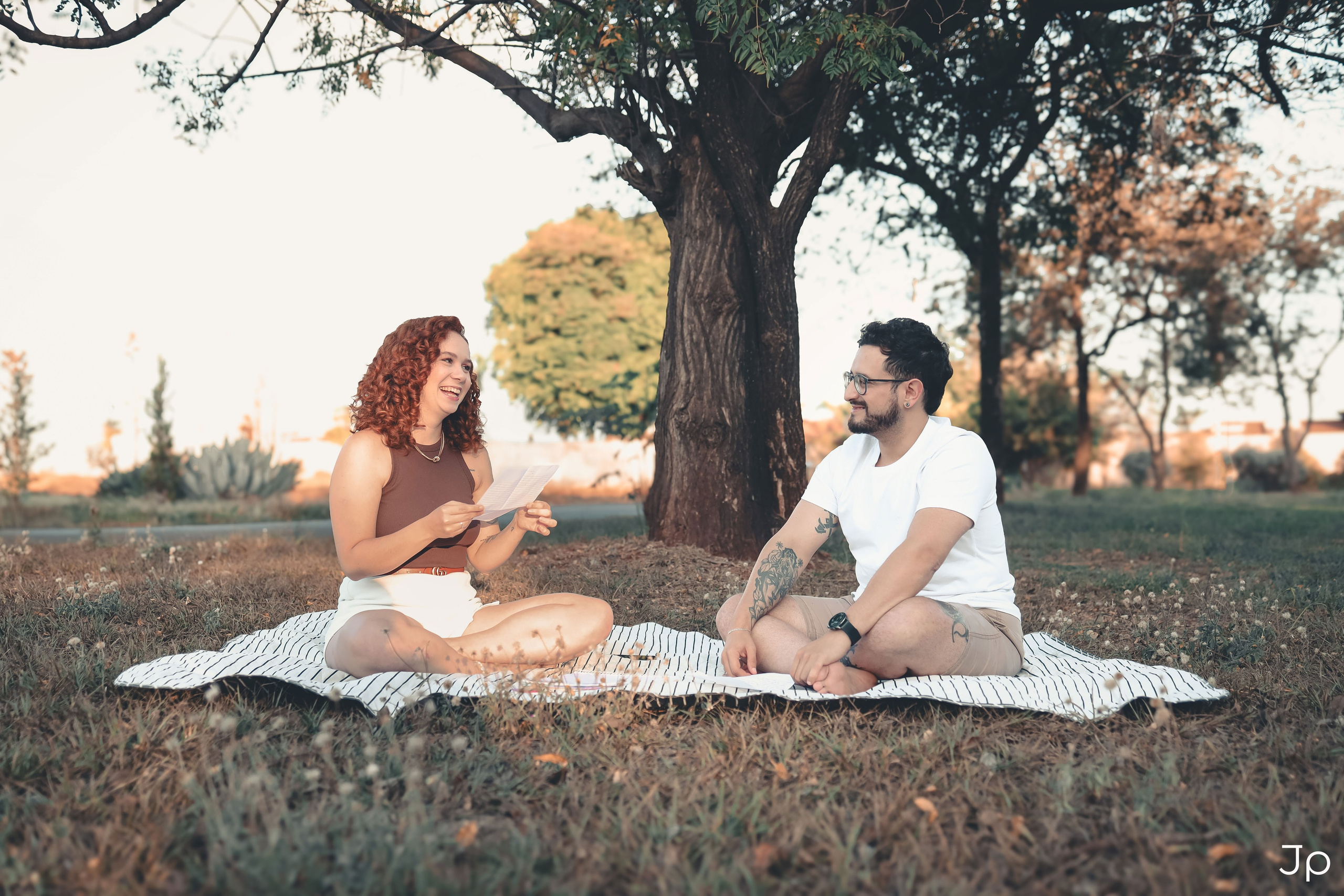 Ensaio Pré-Wedding em Bariri — Clarissa e Gabriel. Alma Fotografia & Vídeo | Casamentos