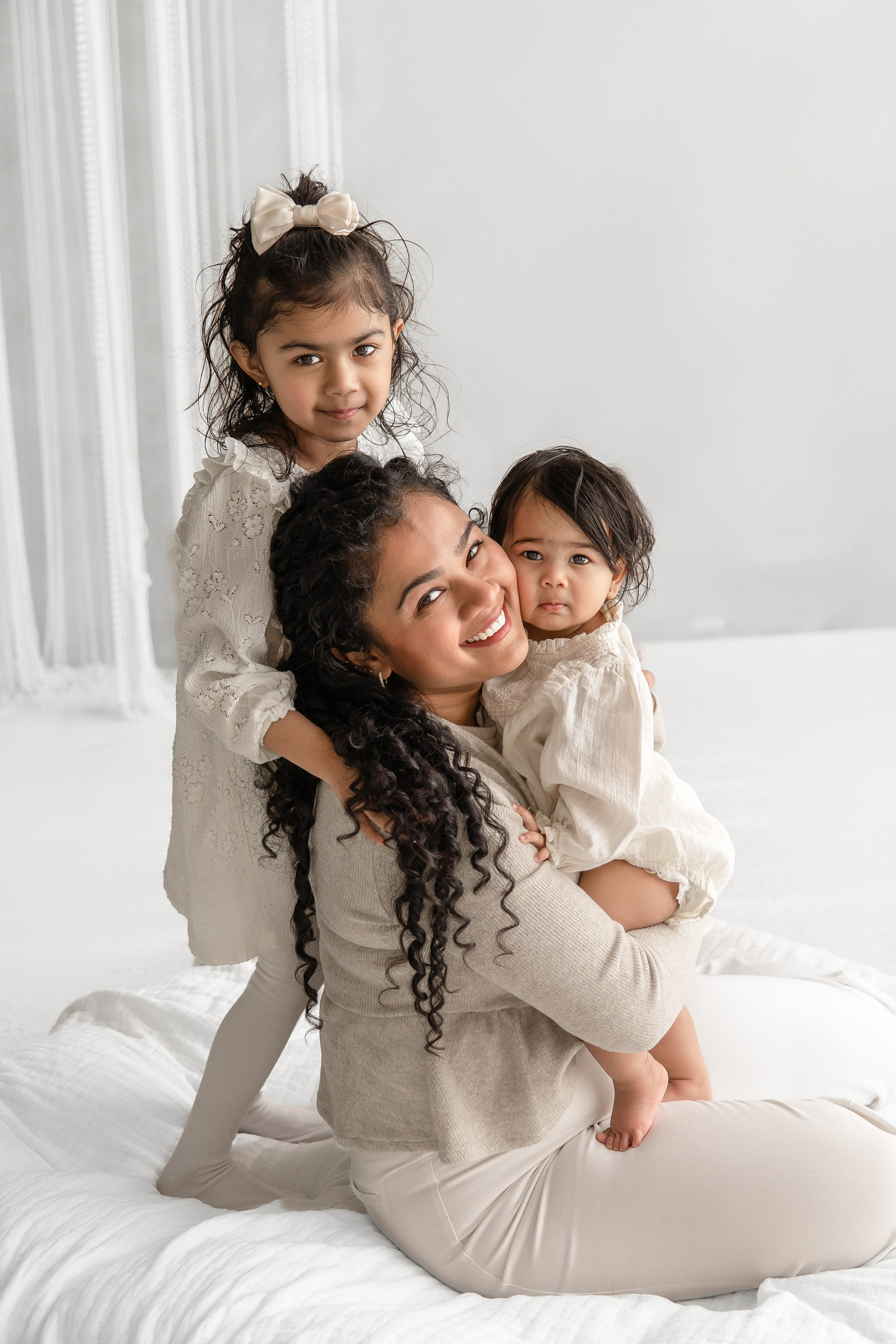 Iana Banana | Toronto Maternity, Newborn & Family Photographer