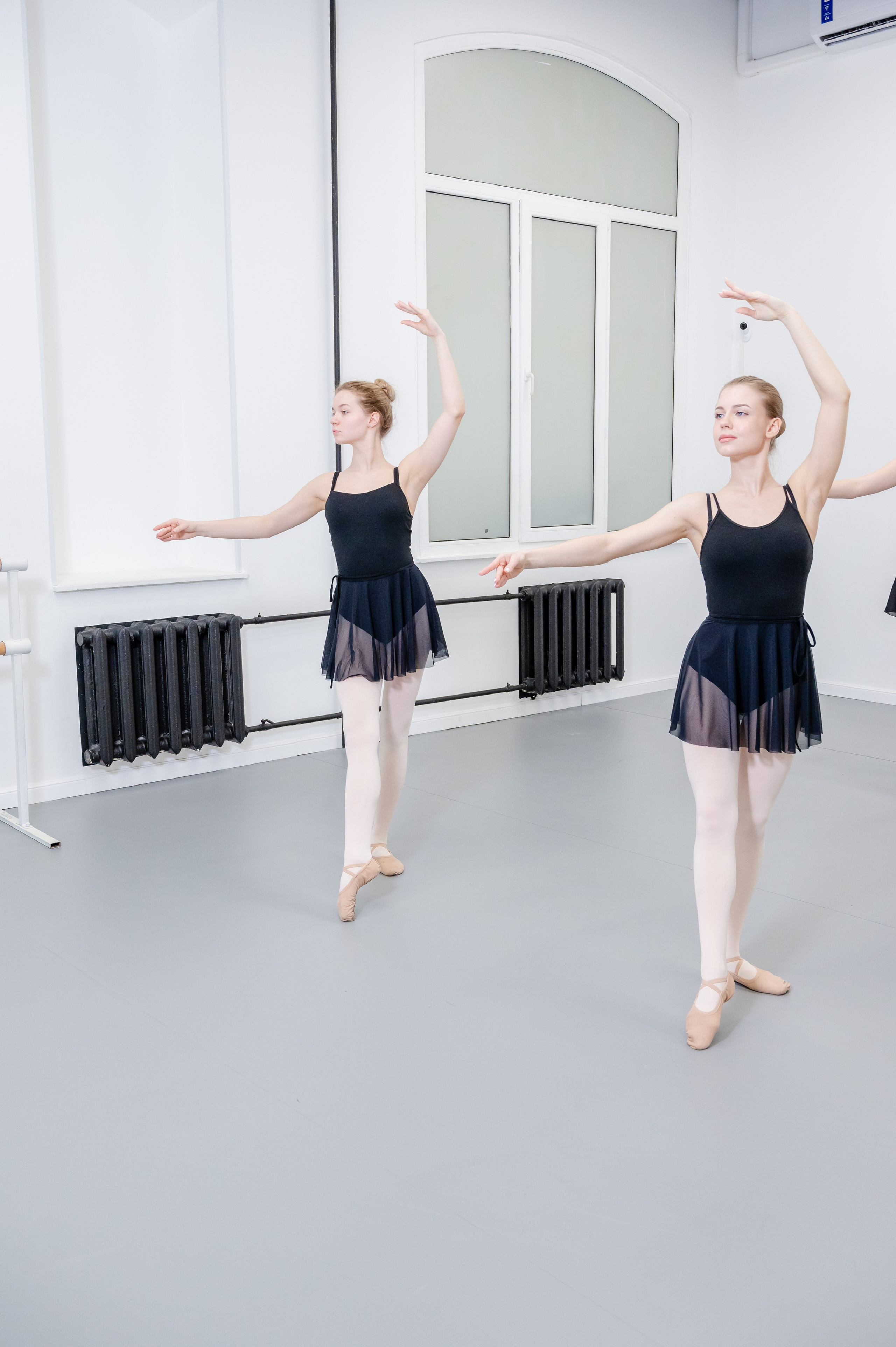 Reportage photography at a ballet school. PHOTOGRAPHER QUINTANA ROO
