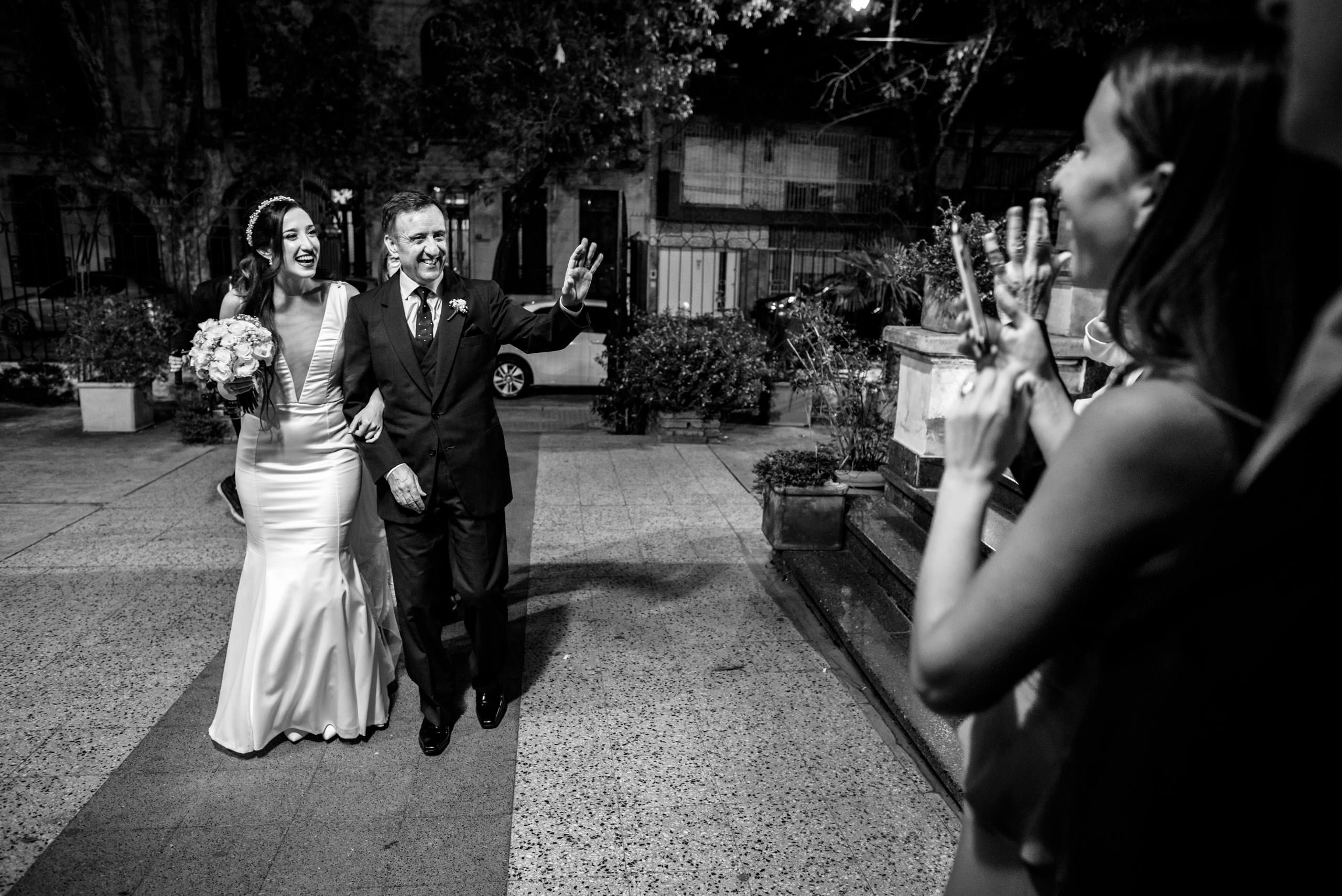 Meli + Facu. Fotógrafo documental de bodas en Rosario, Argentina - Andrés Preumayr