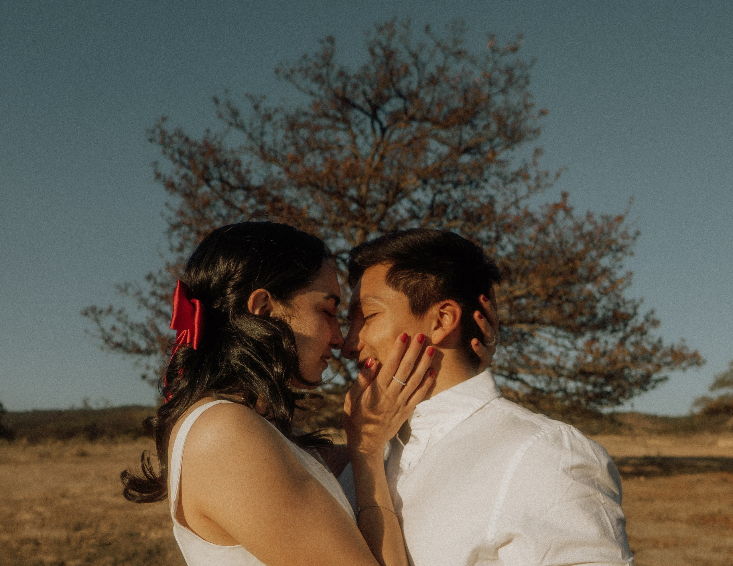 Gabriela y Joaquin. TWO MILLIMETERS