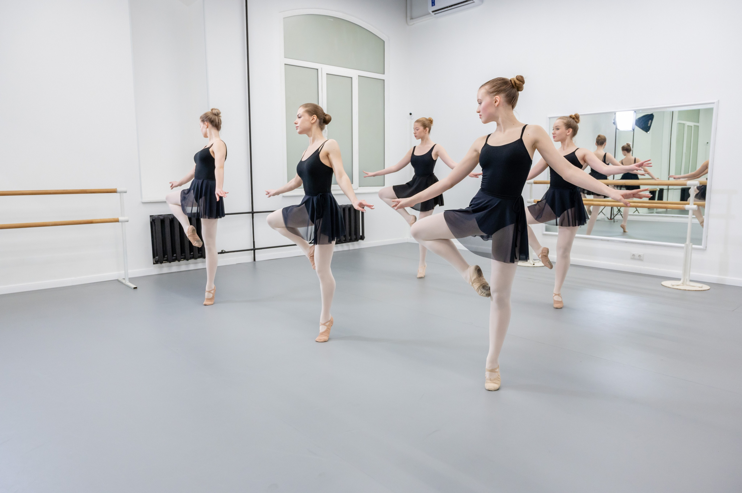 Reportage photography at a ballet school. PHOTOGRAPHER QUINTANA ROO
