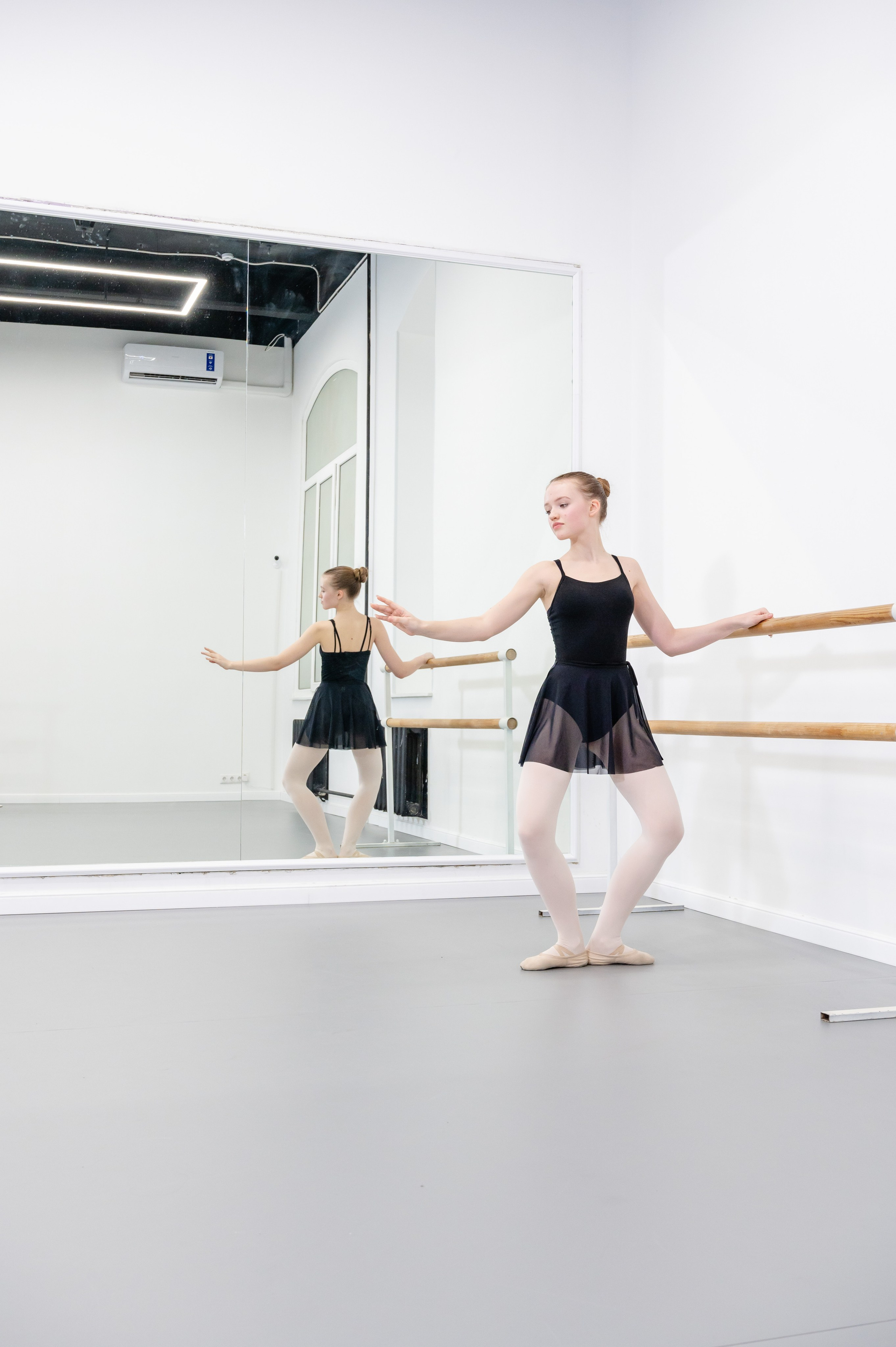 Reportage photography at a ballet school. PHOTOGRAPHER QUINTANA ROO