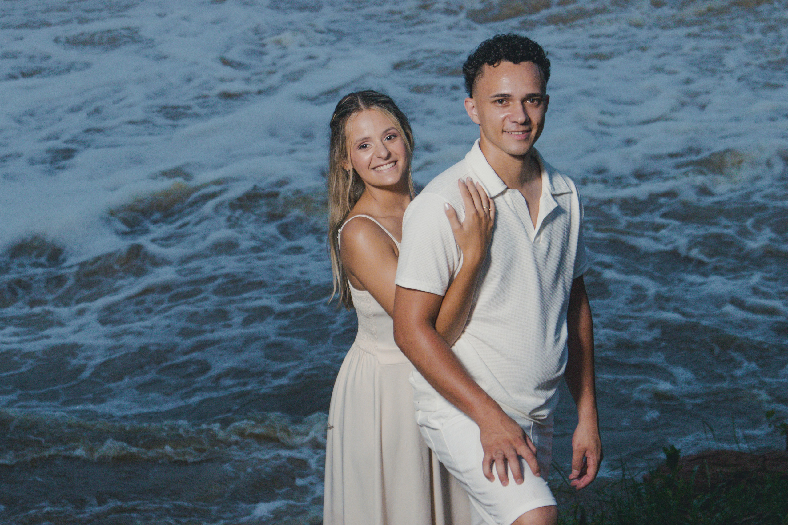 Um lindo ensaio como esse repleto de amor e muita cumplicidade! Uma tarde inesquecível na vida de Nicoli e Gabriel. Fotógrafos de casamento. empresas, família em Catanduva SP e região, Casal Gonçales