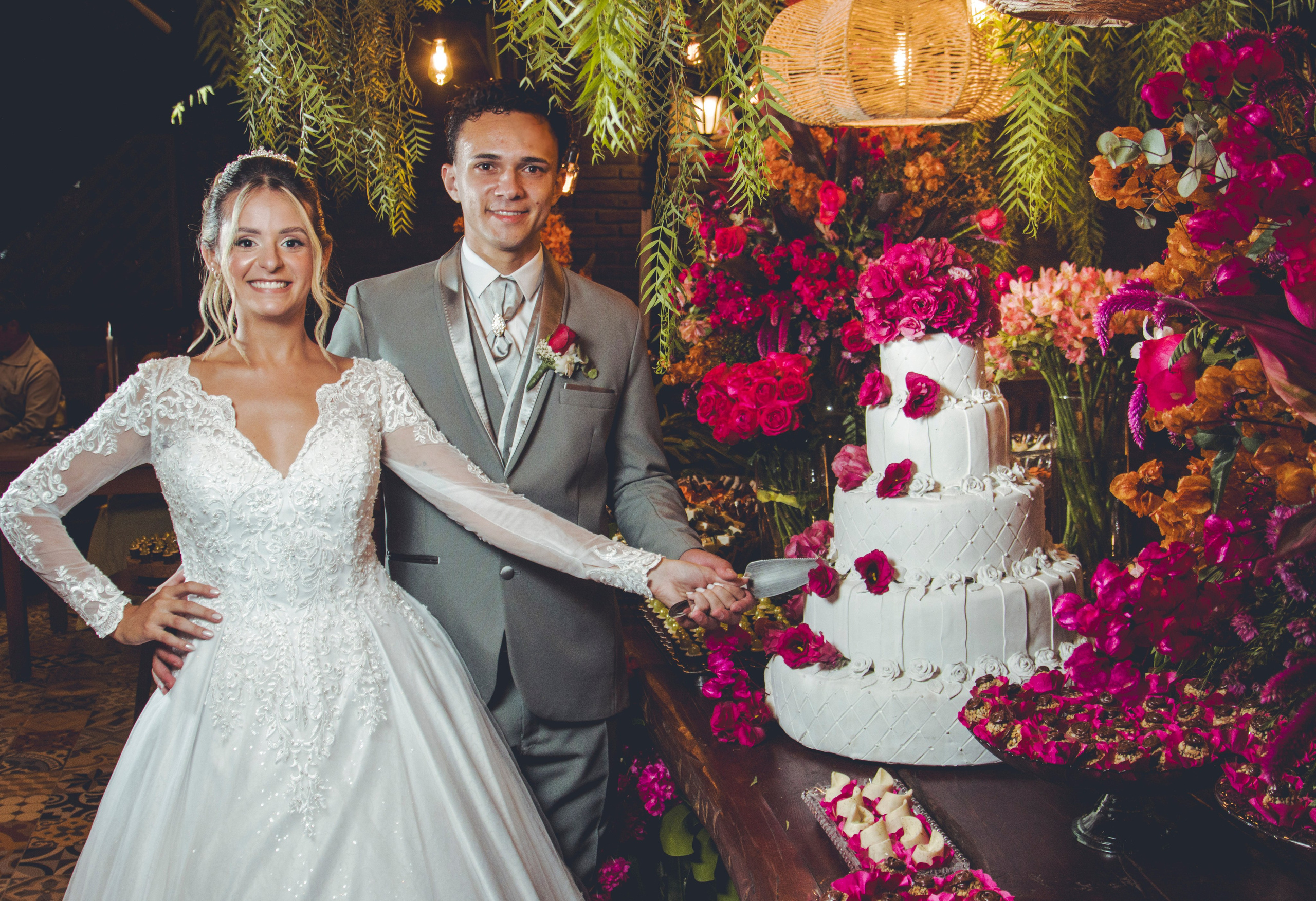 CASAMENTO DE NICOLLI E GABRIEL. Fotógrafos de casamento. empresas, família em Catanduva SP e região, Casal Gonçales