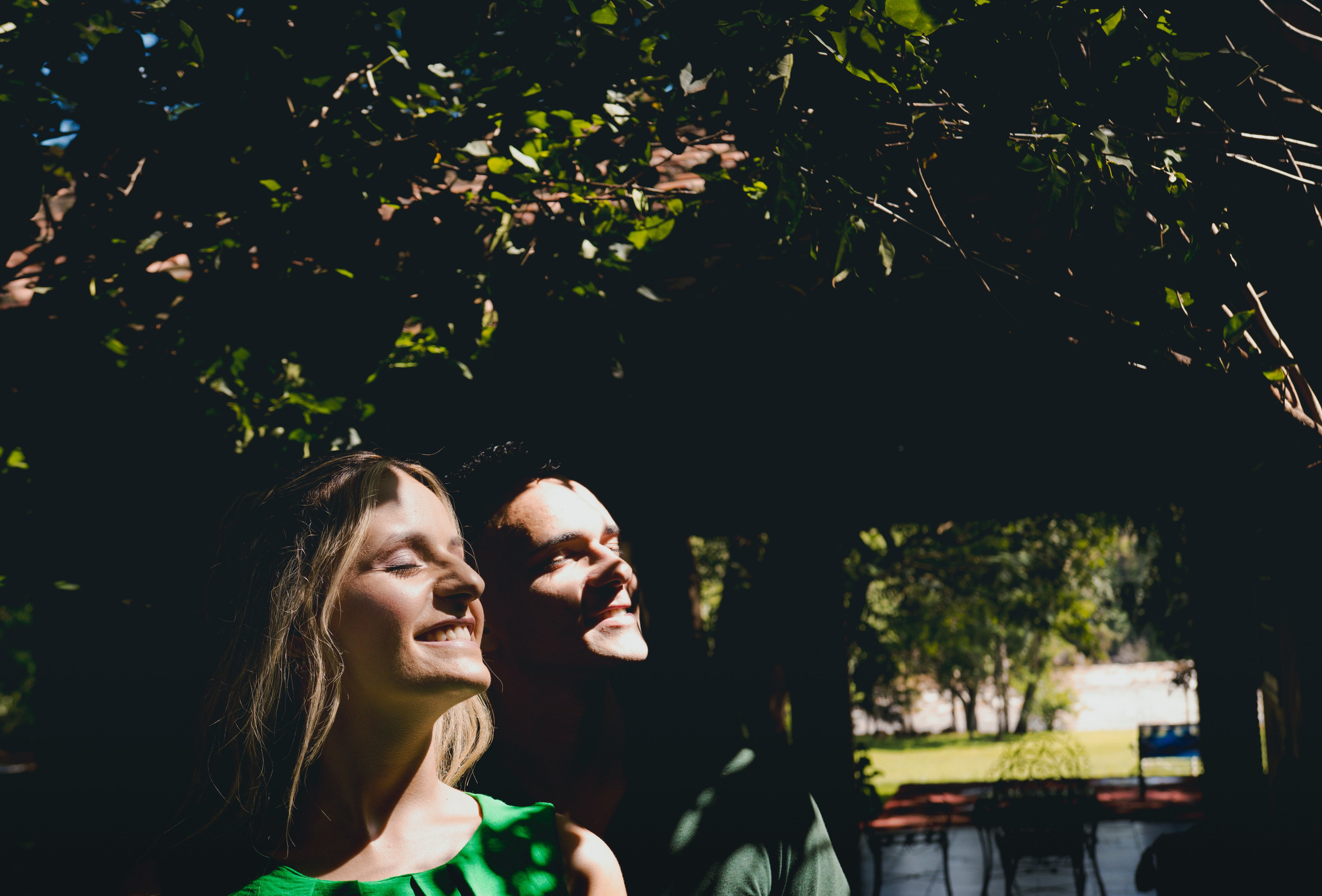 Um lindo ensaio como esse repleto de amor e muita cumplicidade! Uma tarde inesquecível na vida de Nicoli e Gabriel. Fotógrafos de casamento. empresas, família em Catanduva SP e região, Casal Gonçales