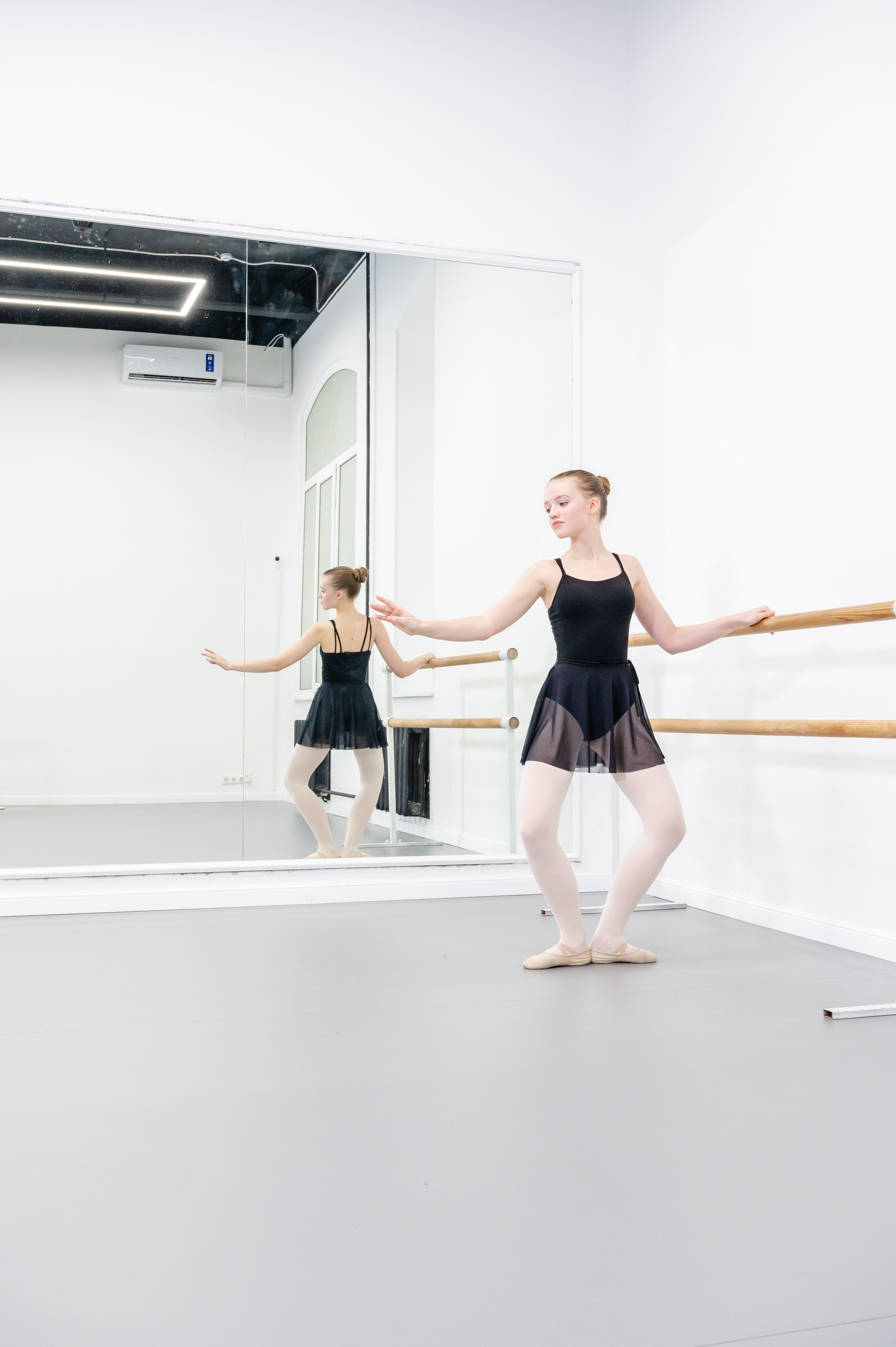 Reportage photography at a ballet school. PHOTOGRAPHER QUINTANA ROO