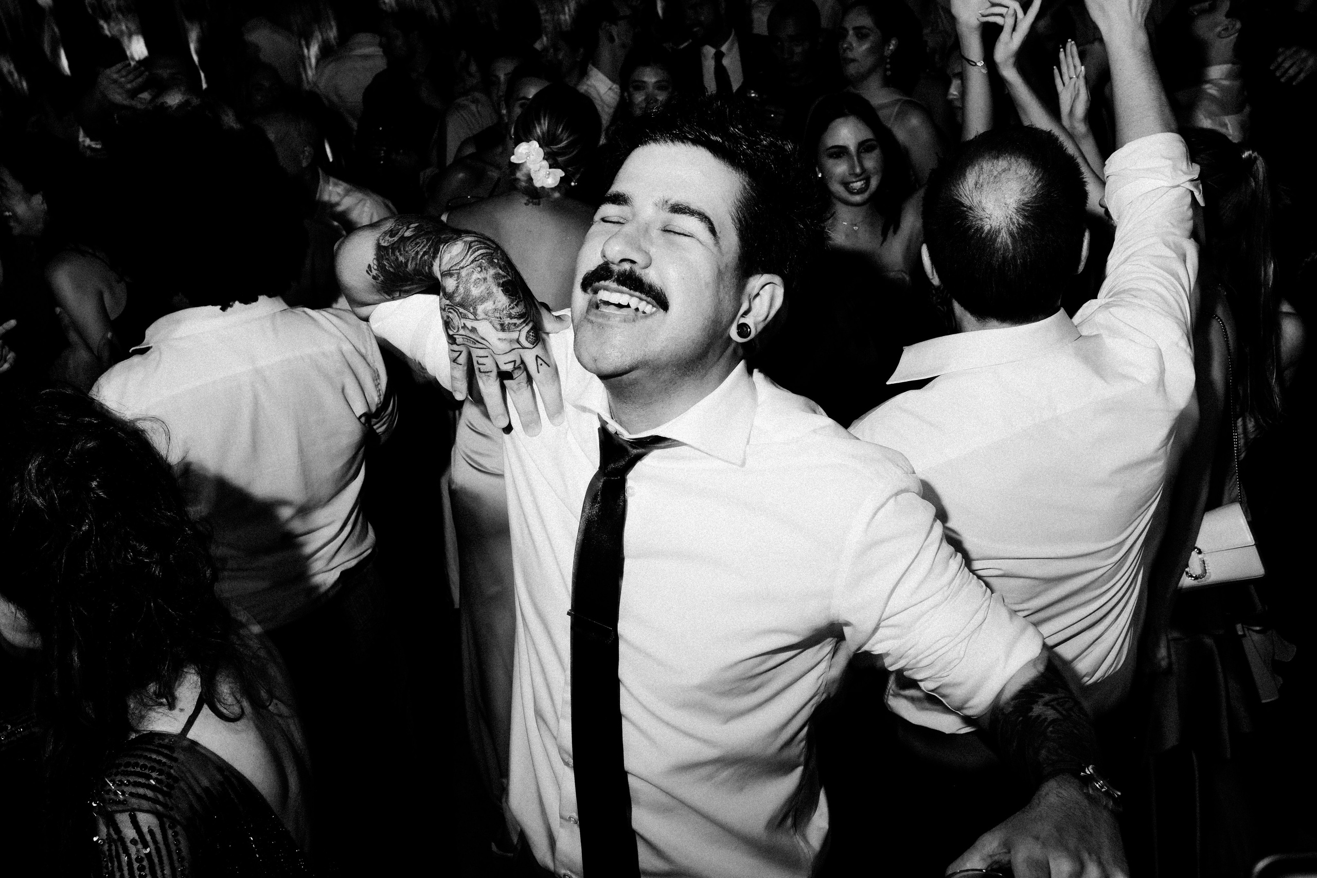 L & G — É PRA VIVER OU PRA DURAR?. Fotografia de casamento em Belo Horizonte