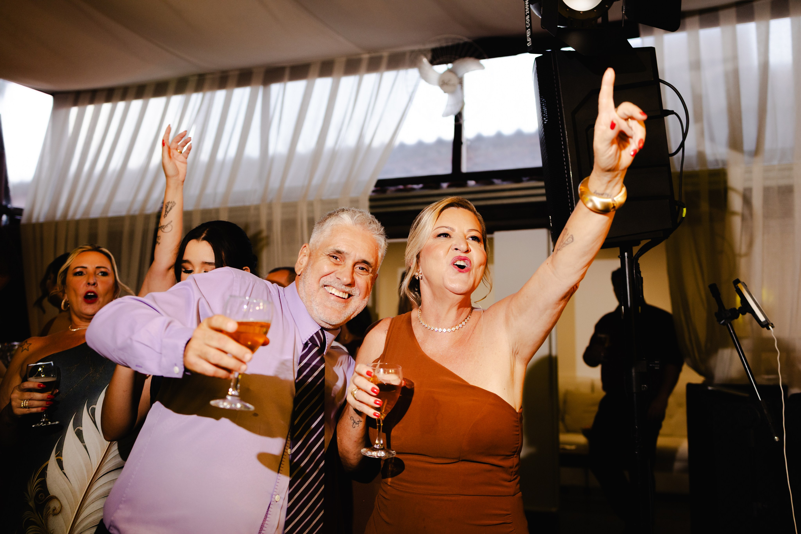 L & G — É PRA VIVER OU PRA DURAR?. Fotografia de casamento em Belo Horizonte